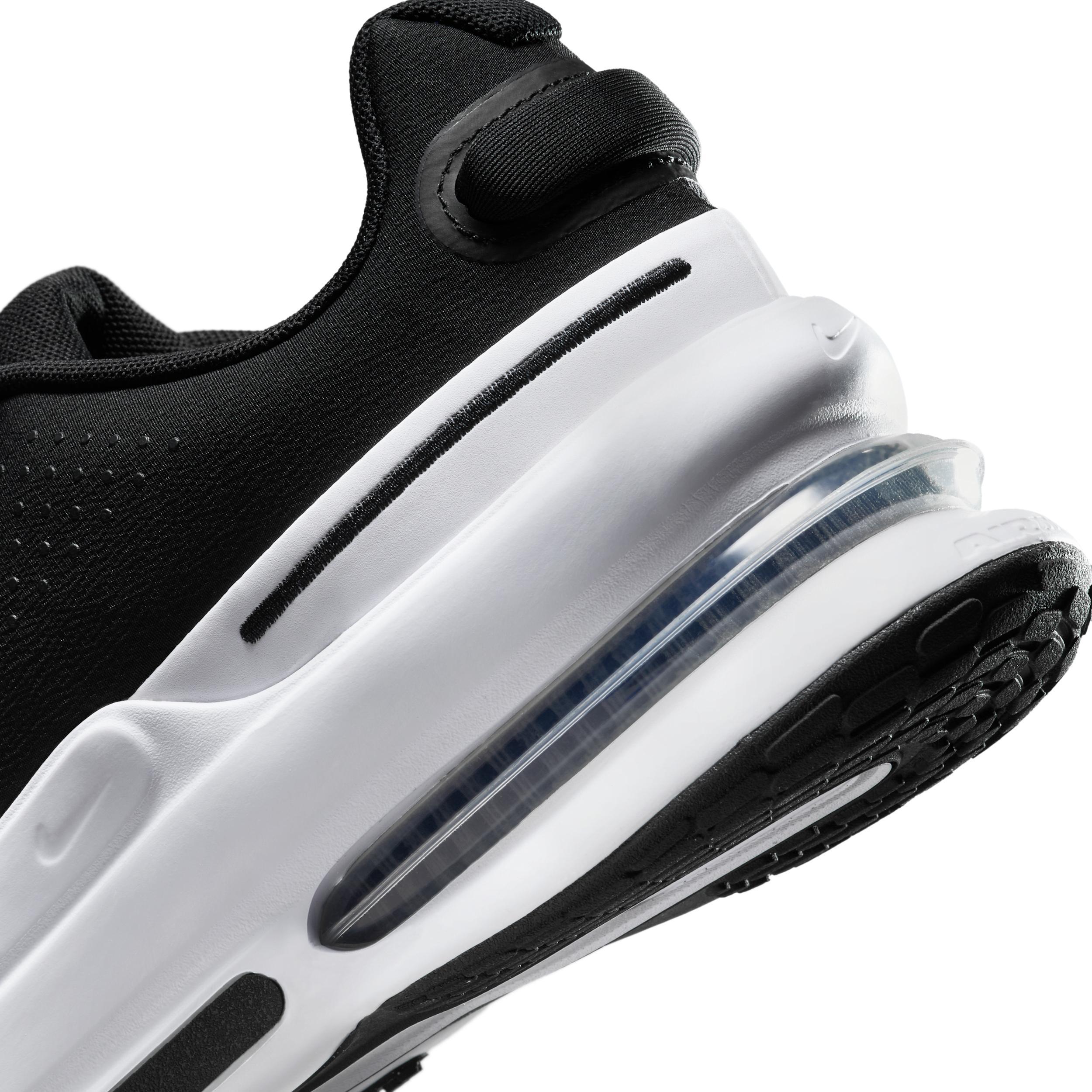 Nike Men's Air Zoom Upturn SC Shoes Product Image