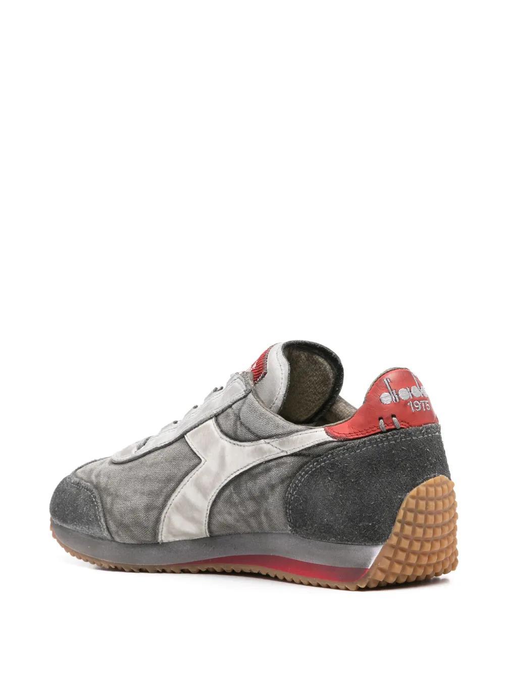 Equipe sneakers Product Image