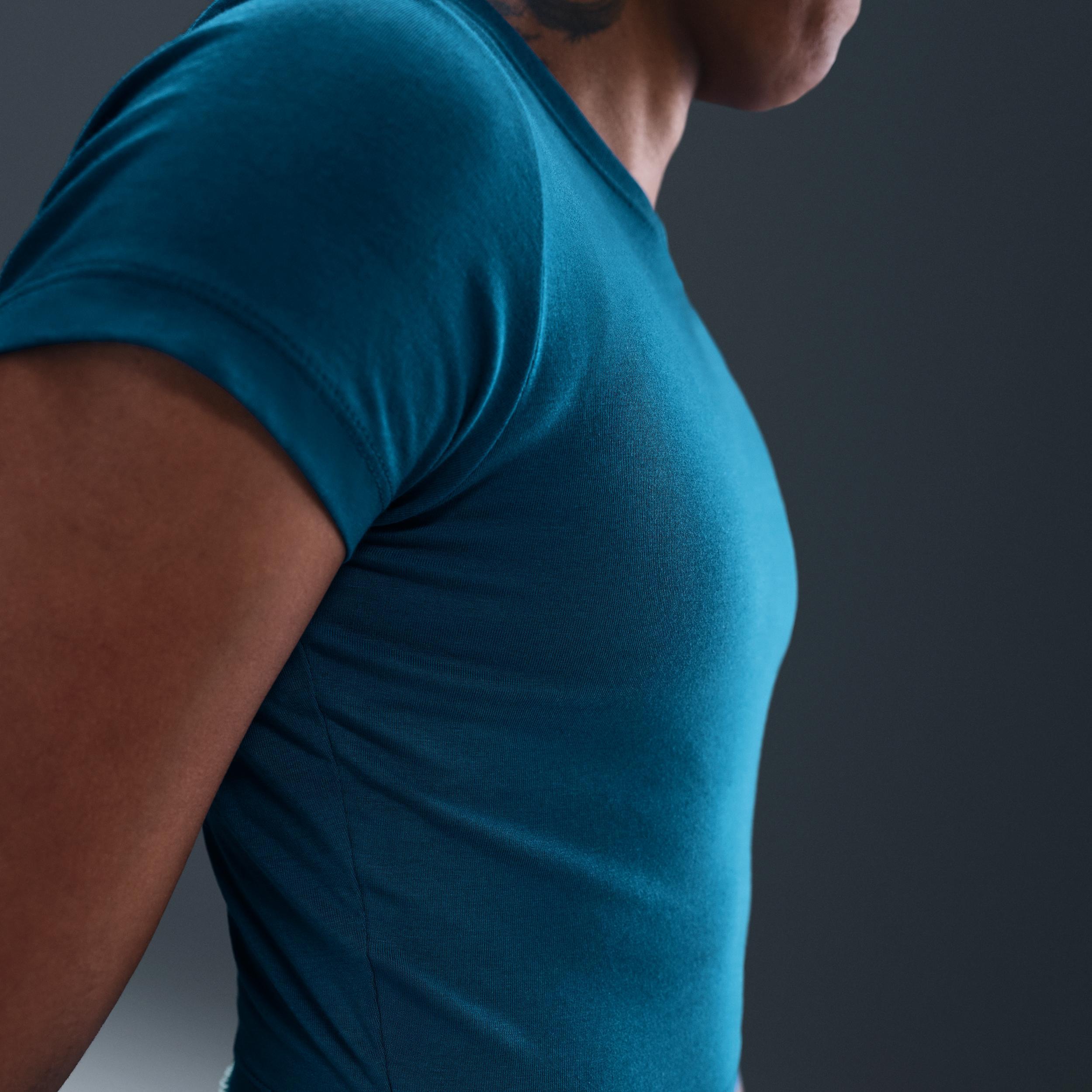 Nike Women's Sabrina Short-Sleeve Cropped T-Shirt Product Image