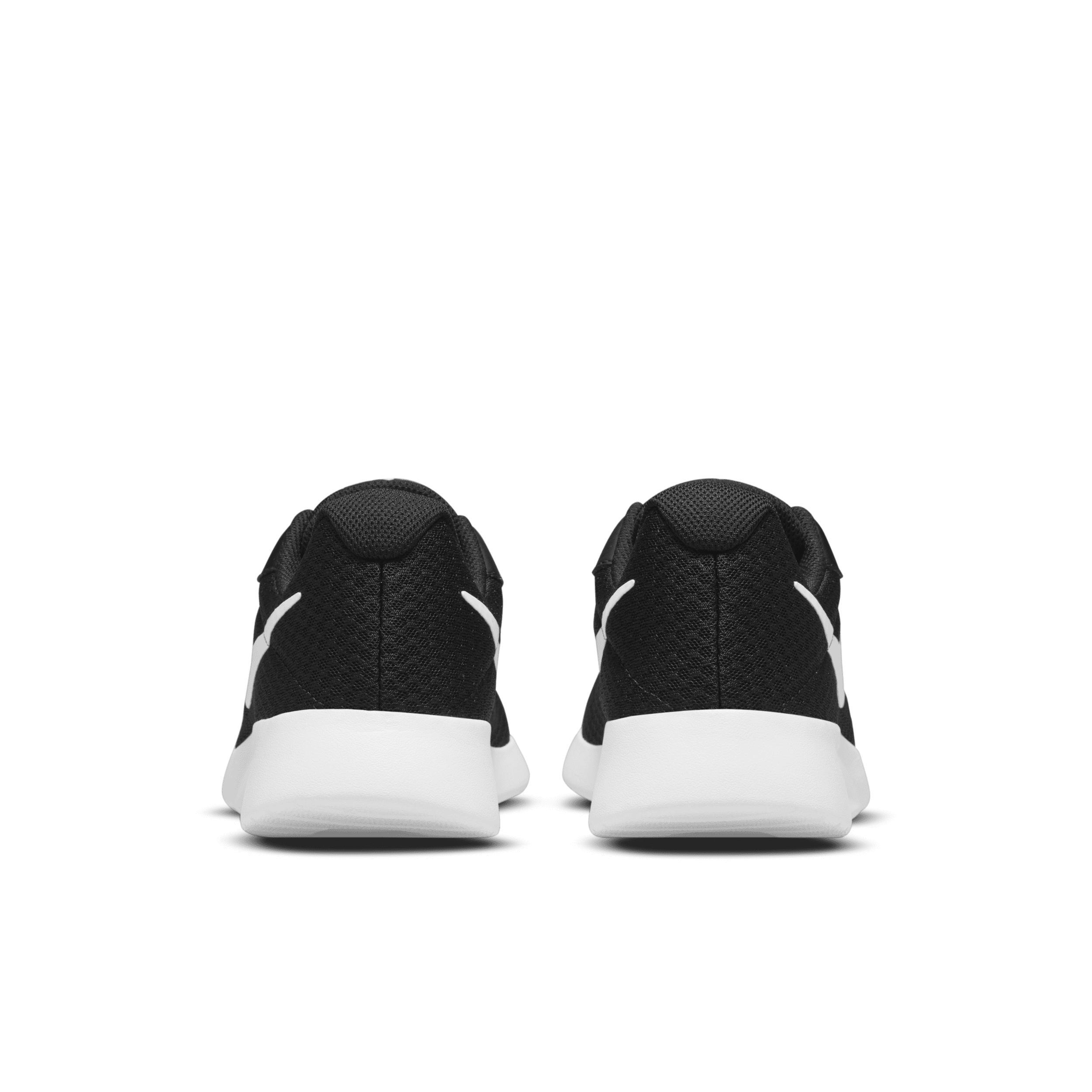 Nike Tanjun Men's Shoes Product Image