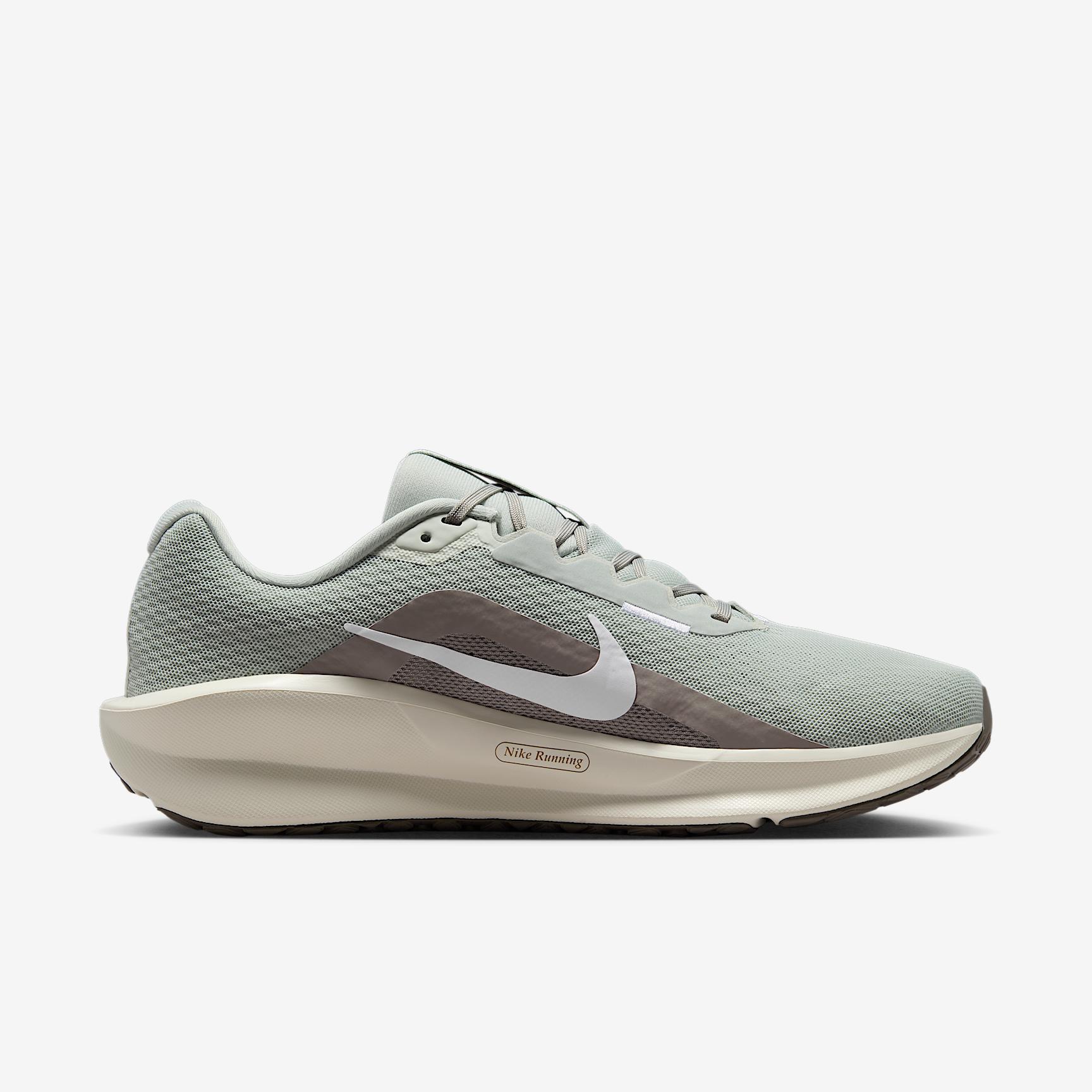 Nike Men's Downshifter 13 Road Running Shoes Product Image
