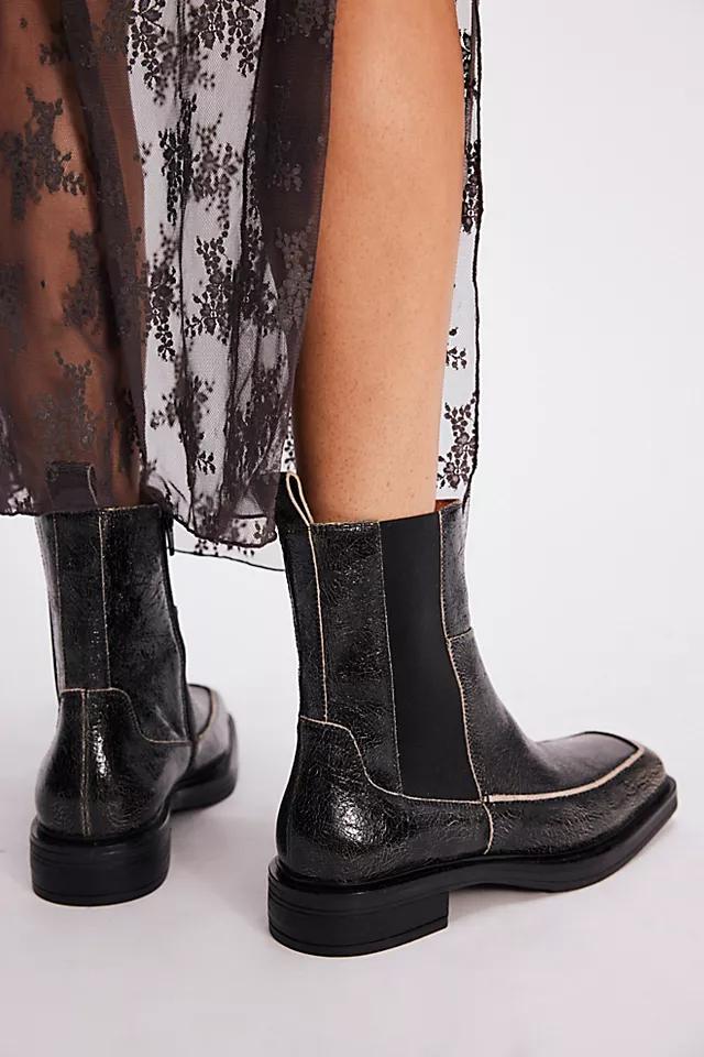 Sedona Chelsea Boots Product Image