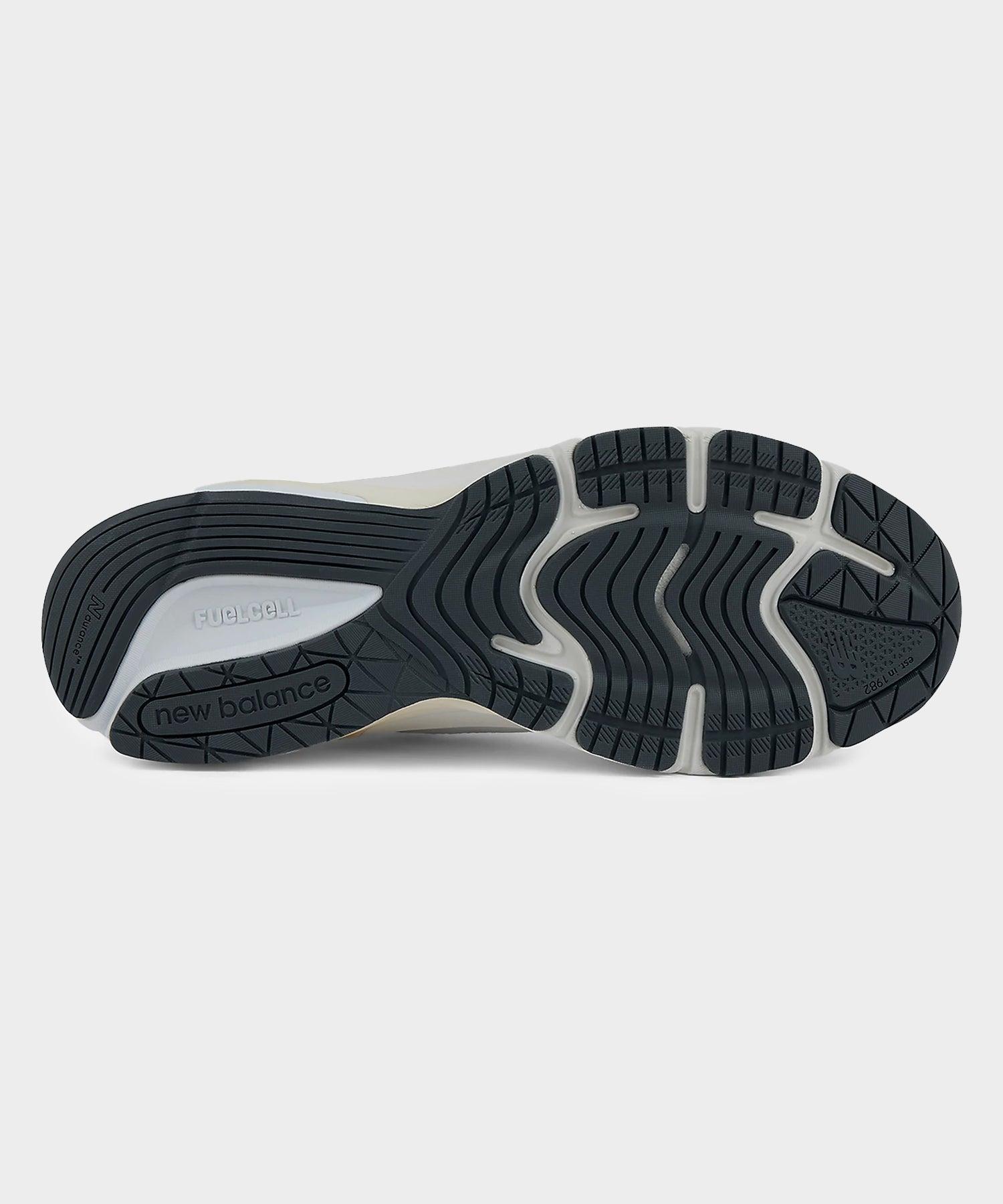 New Balance Made in USA 990v6 Sneaker Product Image