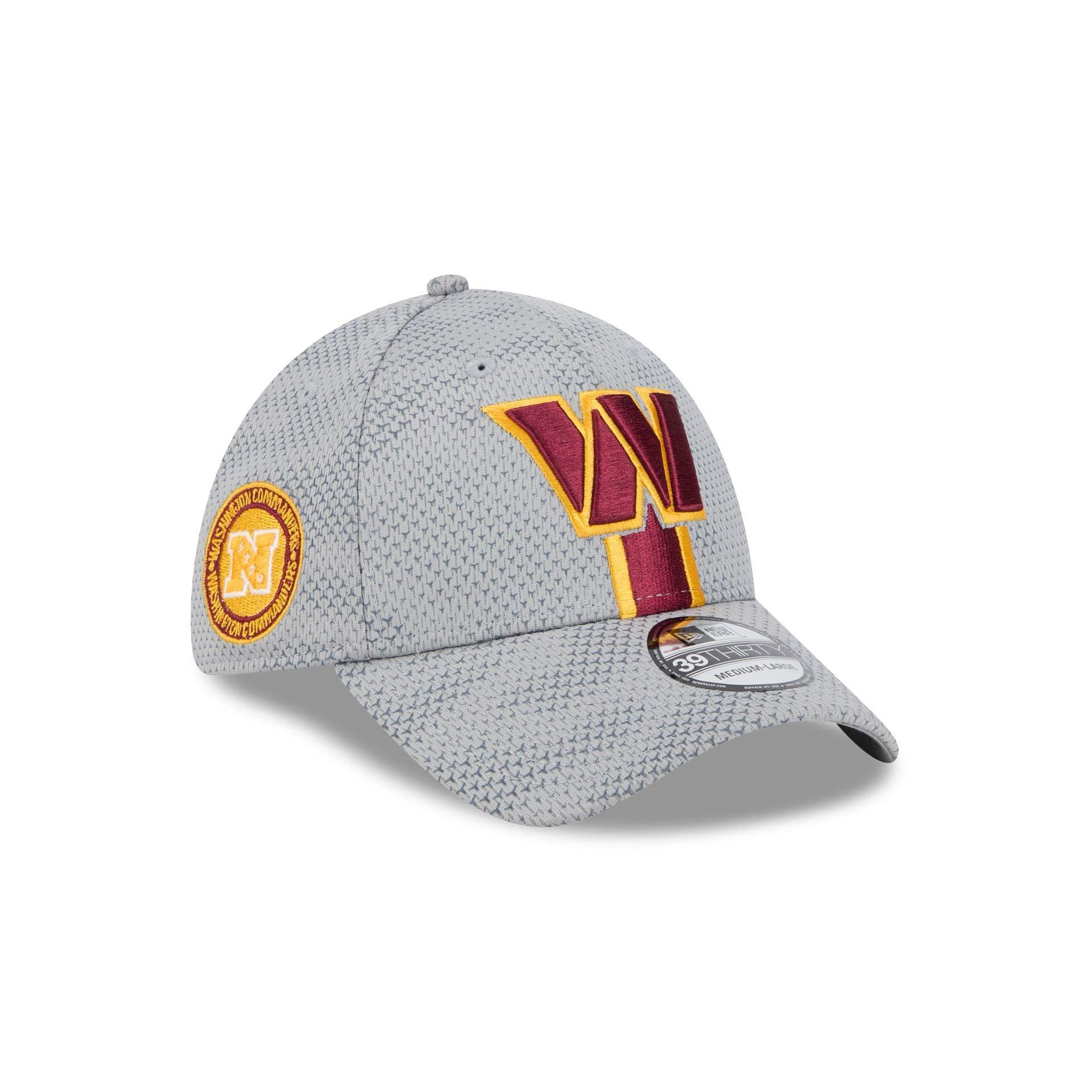 Los Angeles Chargers 2024 Sideline Gray 39THIRTY Stretch Fit Hat Male Product Image