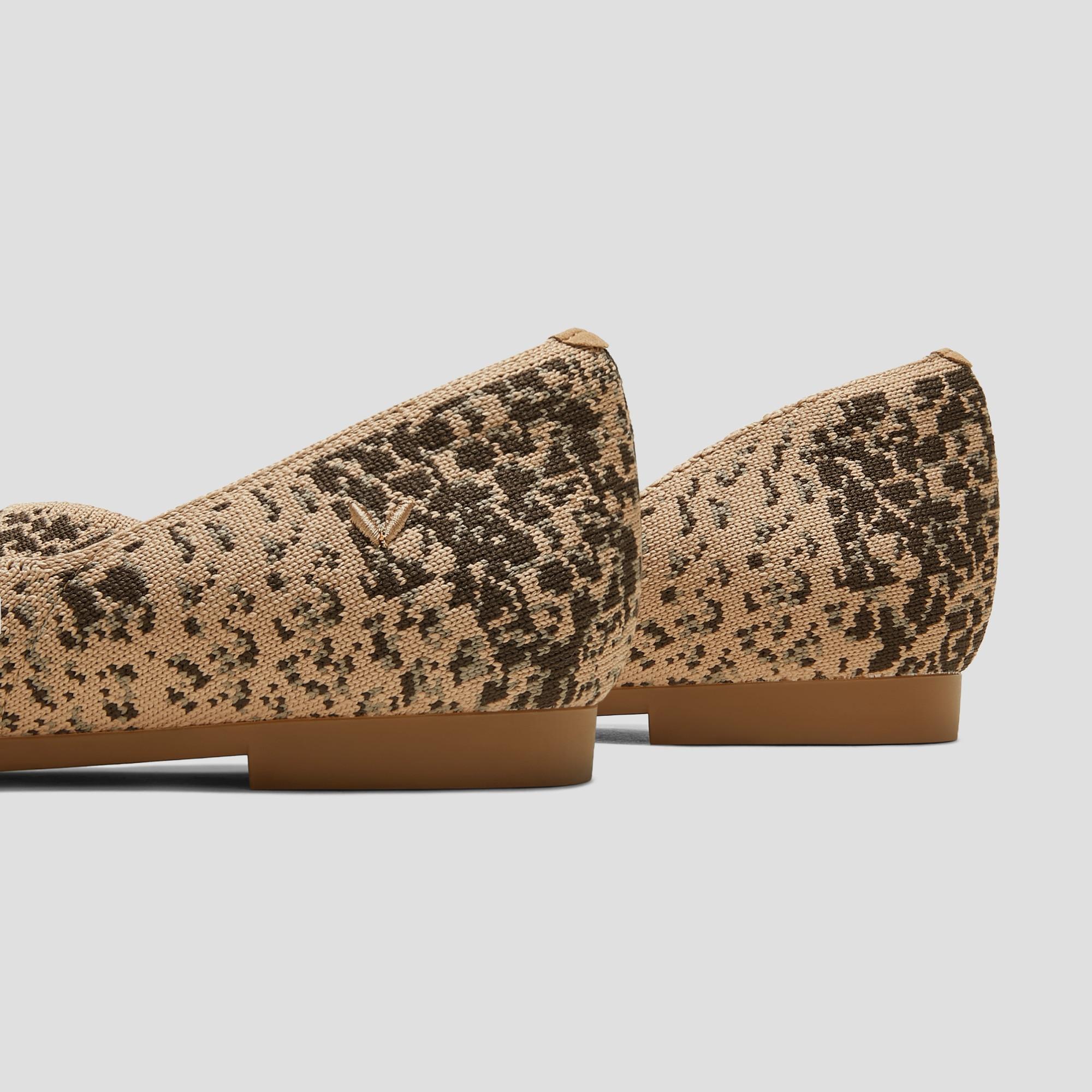 Pointed-Toe D'Orsay Flats (Melia) Product Image