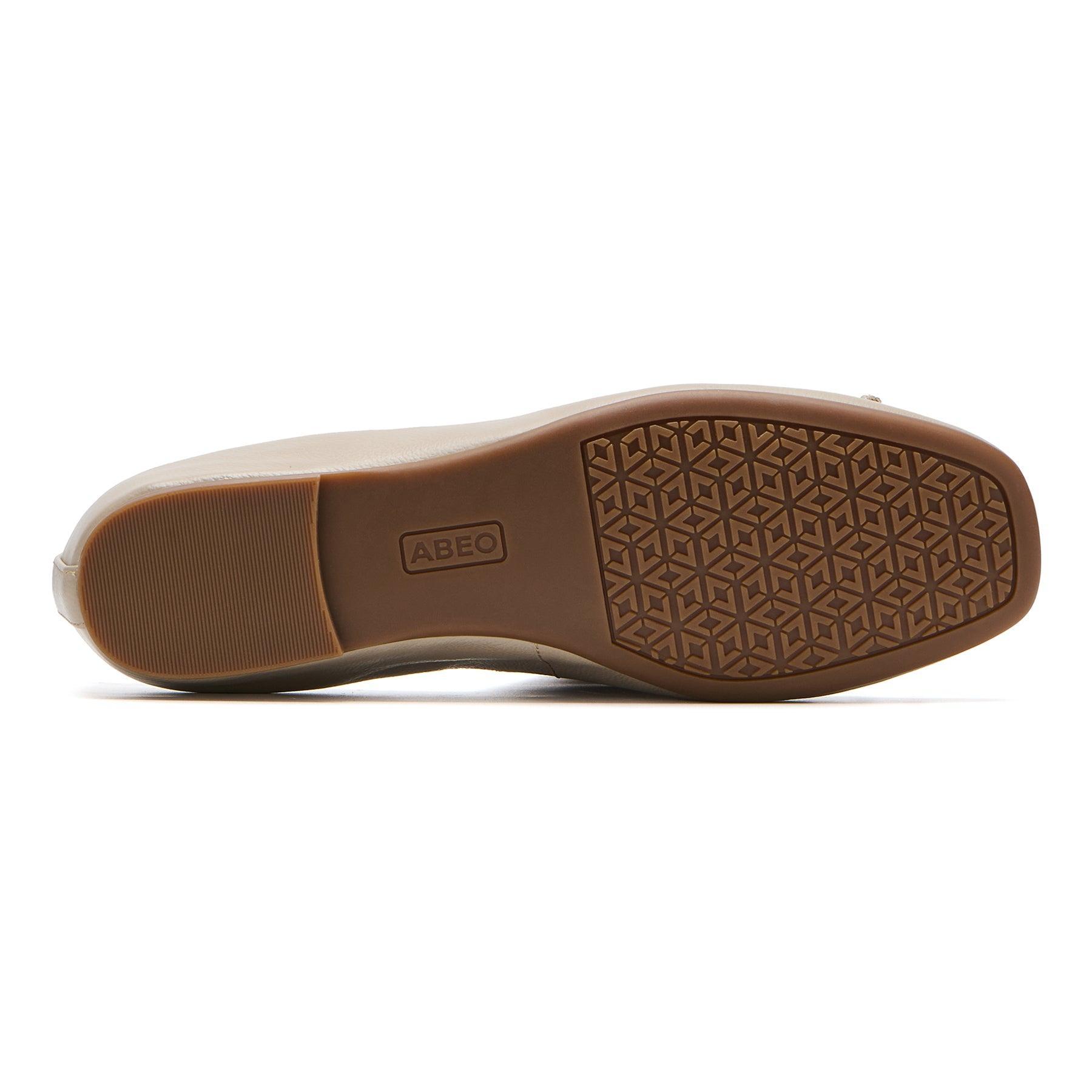 Cadence Bow Metatarsal Female Product Image