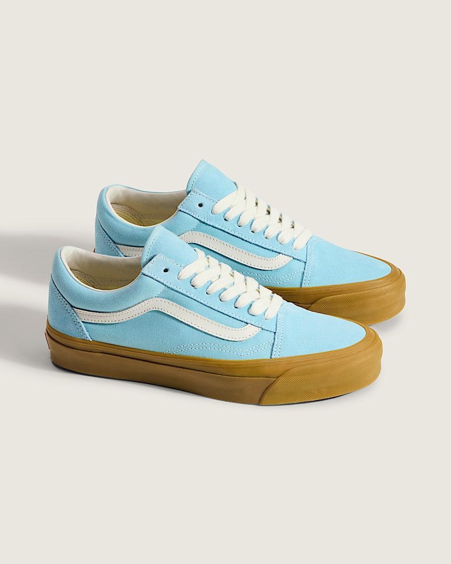 Premium Old Skool Gum Shoe in Crystal Blue / Gum| Vans US Product Image