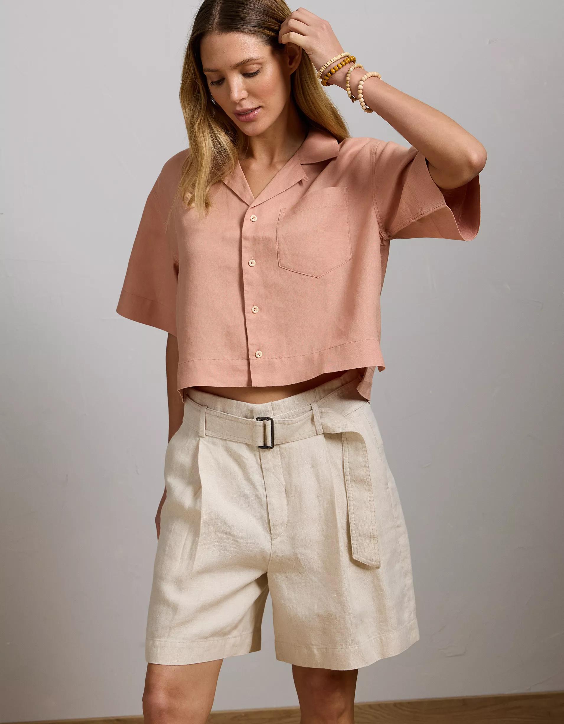 AE77 Premium Linen Camp Shirt Product Image