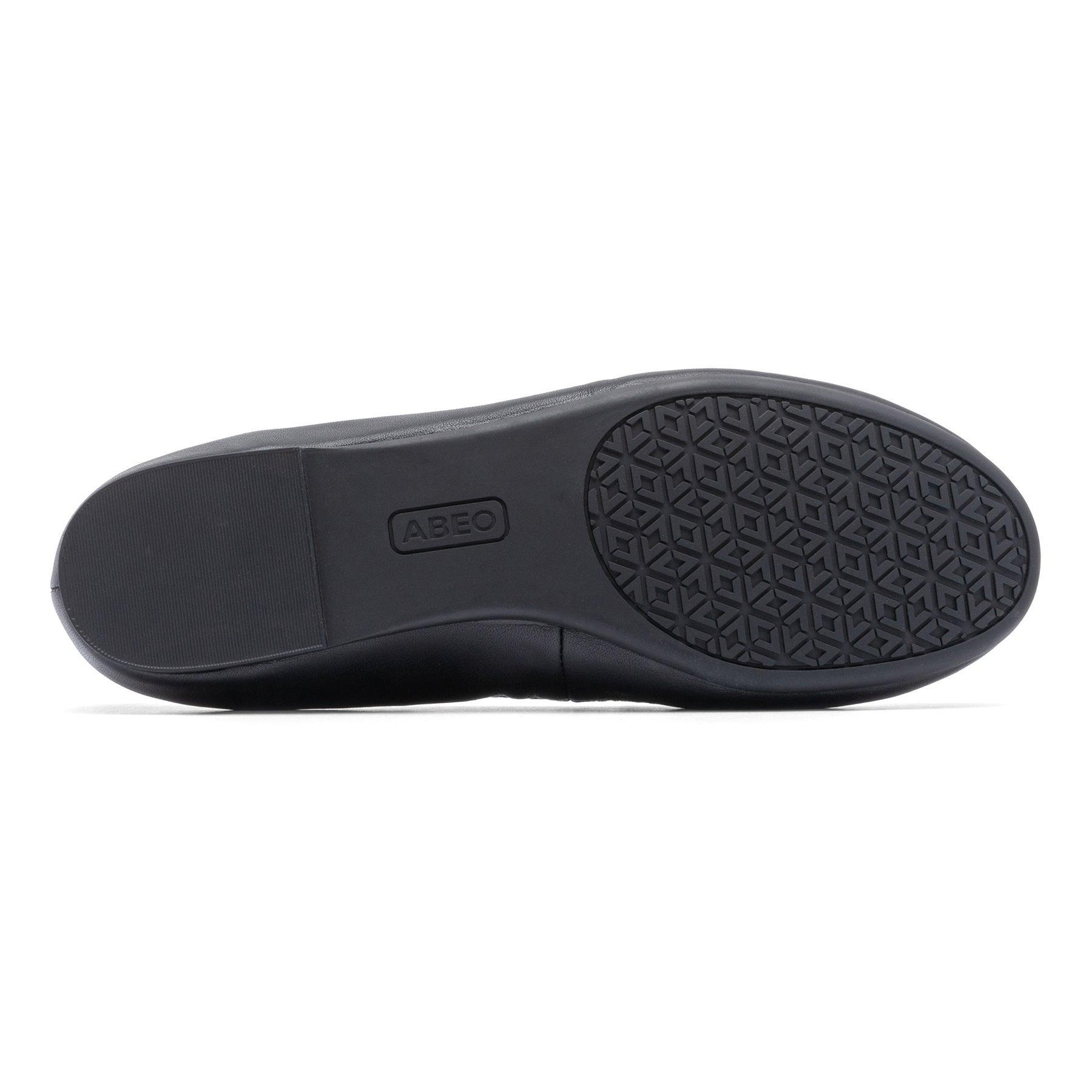 Promenade Flat Metatarsal Female Product Image