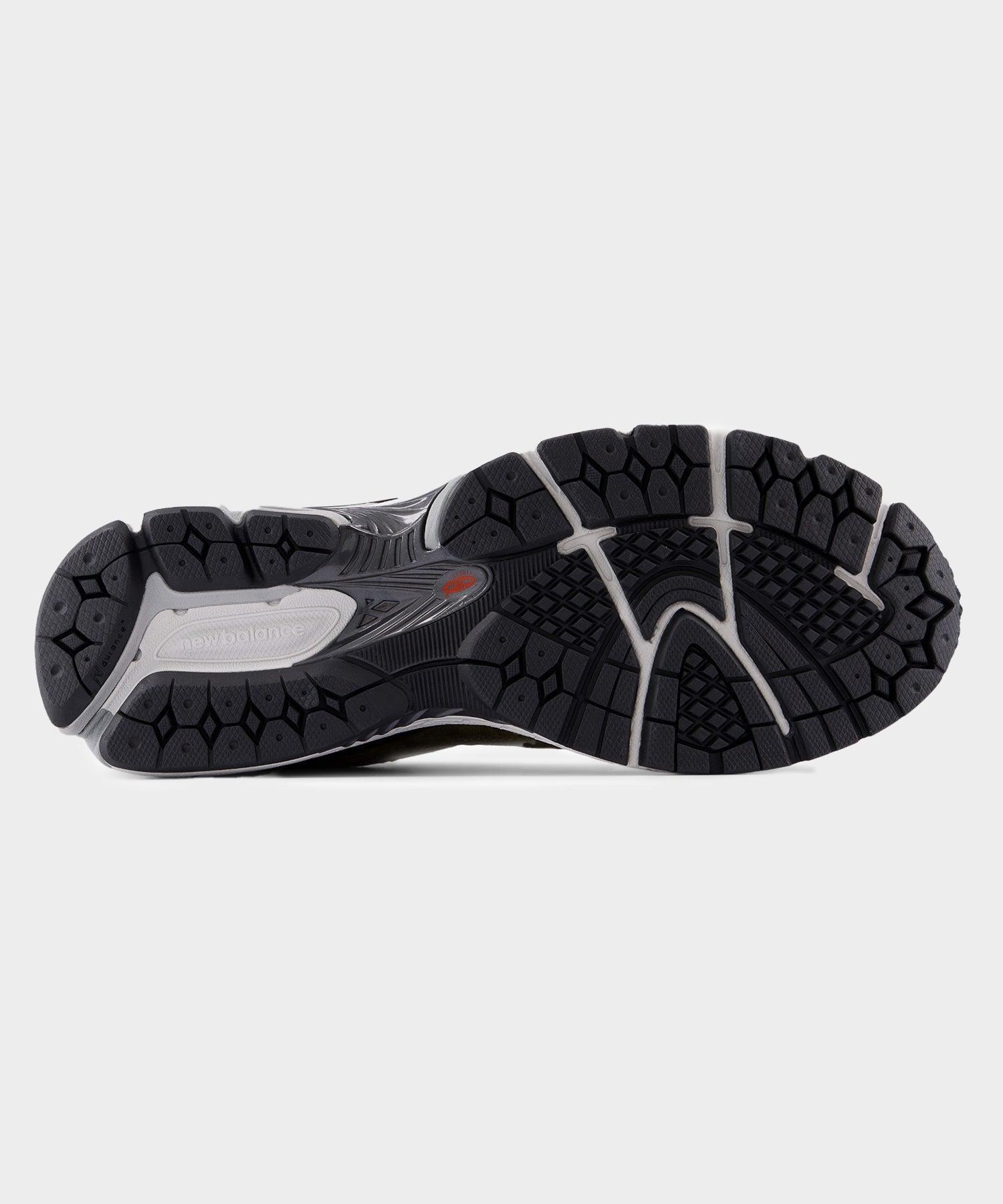 New Balance 2002RR Sneaker Product Image