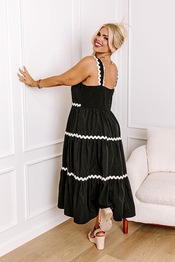 Patio Party Tiered Midi in Black Curves Product Image