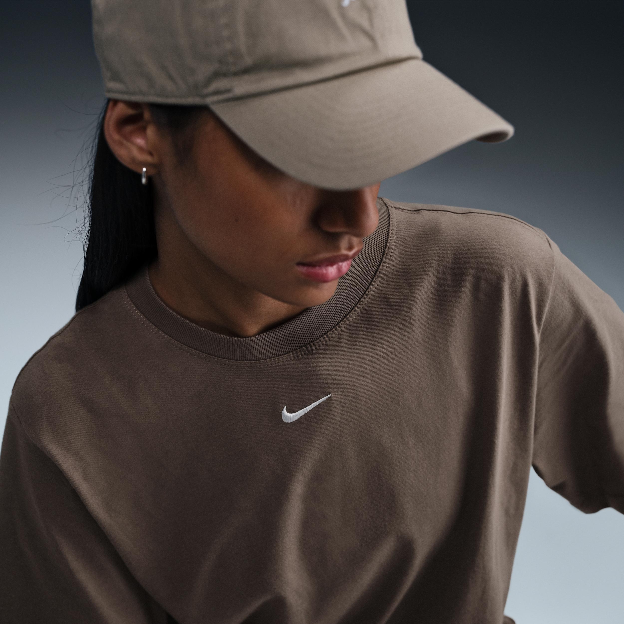 Nike Sportswear Essential Women's T-Shirt Product Image