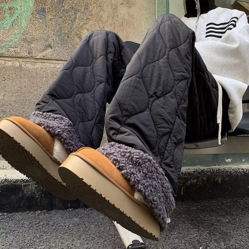 Drawstring Waist Fleece Panel Quilted Wide Leg Pants Product Image