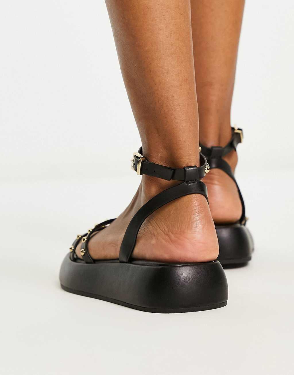 Stradivarius strappy cross over flatform sandal Product Image