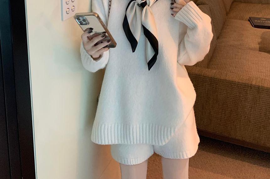 Overfit Knit Sweater / Knit Shorts Product Image