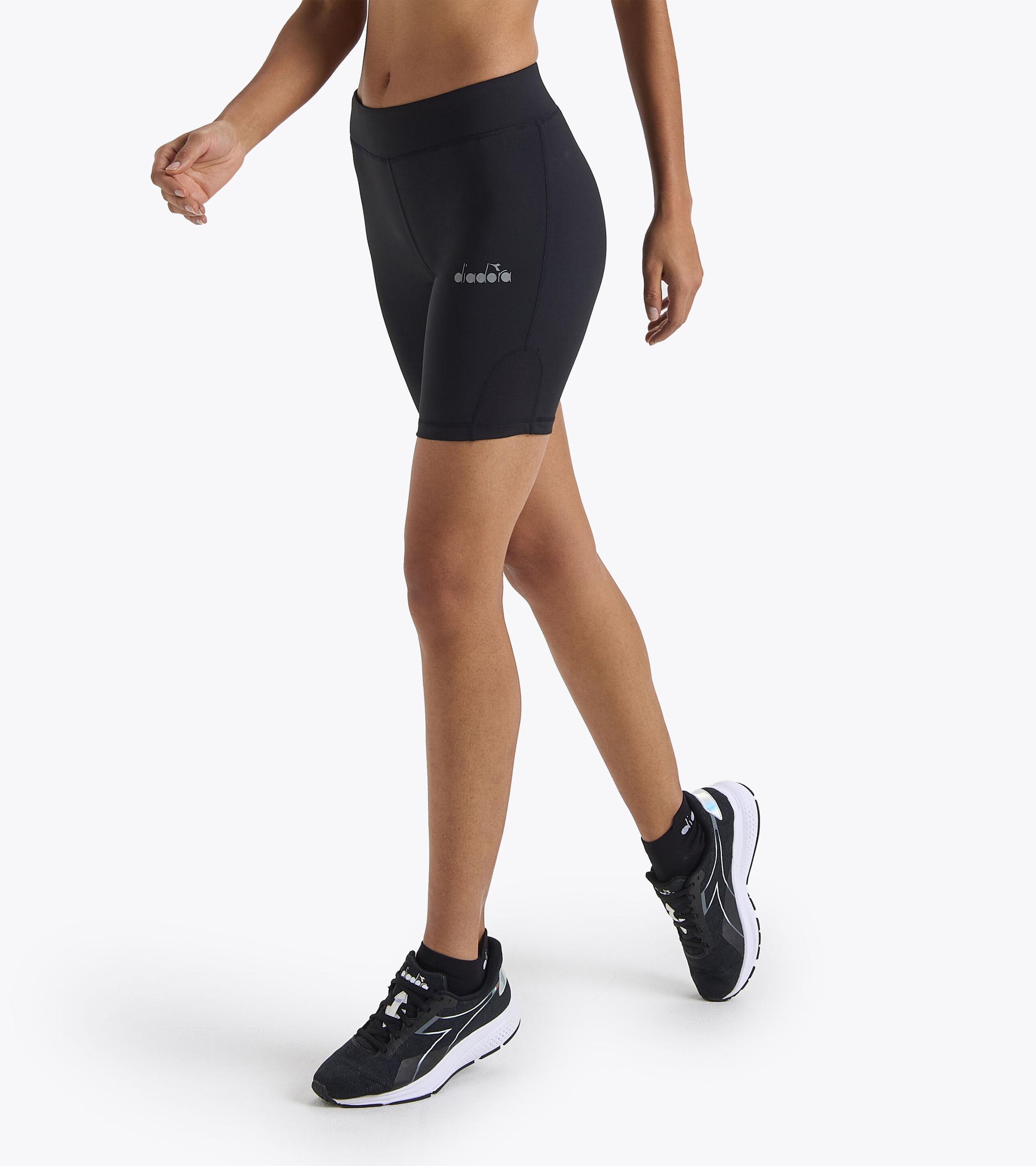L. SHORT TIGHTS Product Image