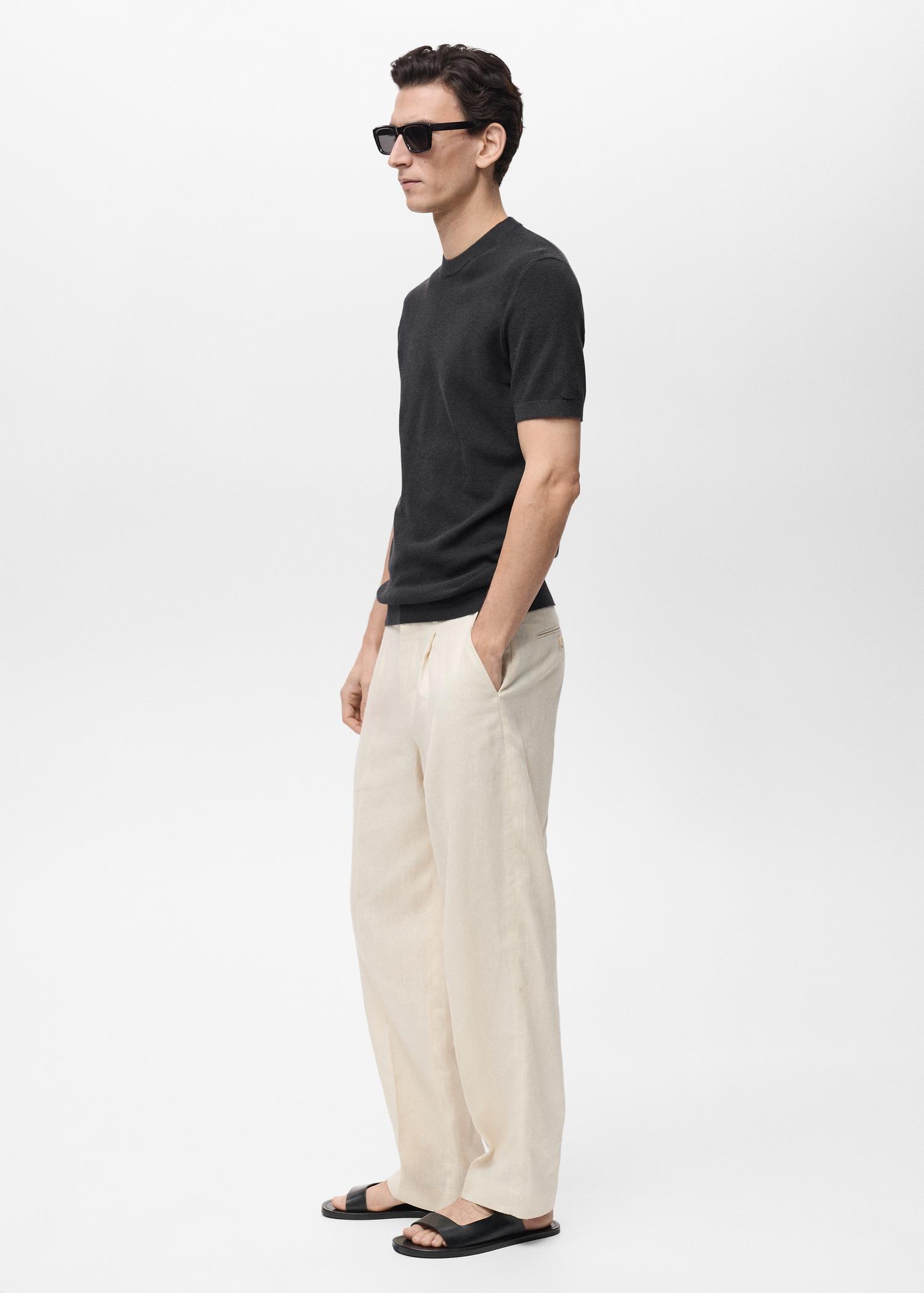 Cotton fine-knit t-shirt - Men | MANGO USA Product Image