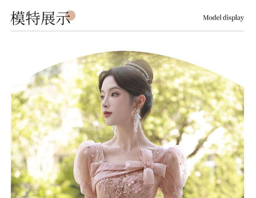 Short-Sleeve Square Neck Lace-Up Back Mesh A-Line Evening Gown Product Image