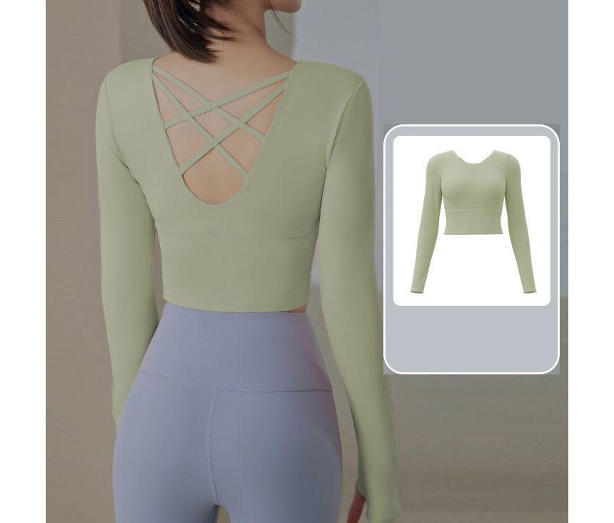 Long-Sleeve Scoop Neck Plain Criss Cross Crop Sports T-Shirt / Plain Yoga Pants / Set Product Image