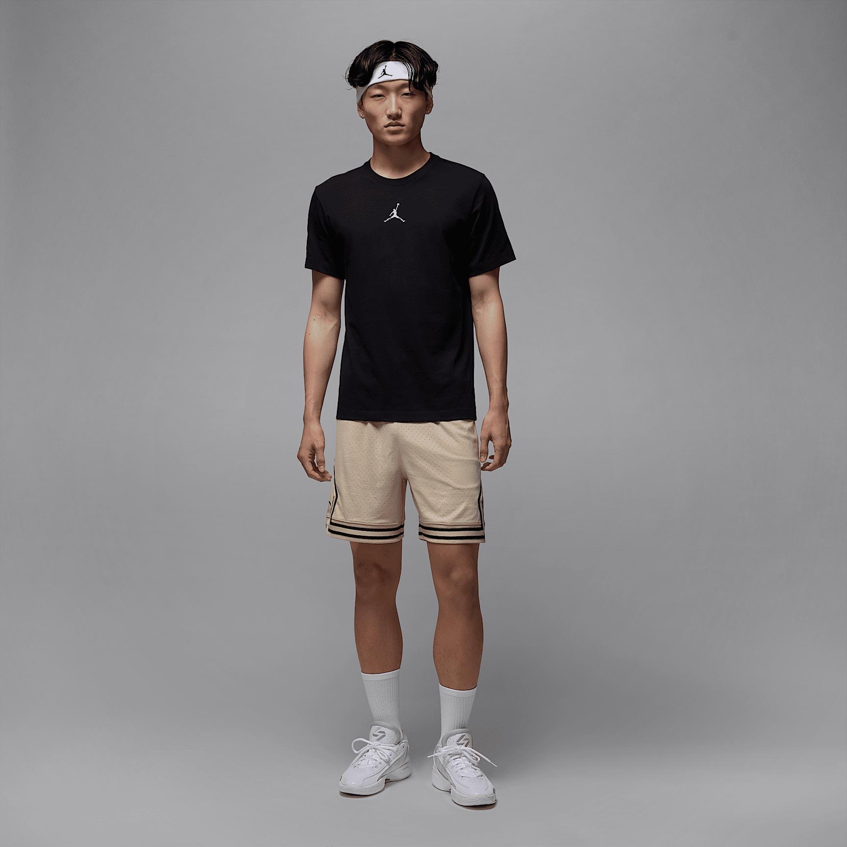 Jordan Sport Men's Dri-FIT T-Shirt Product Image
