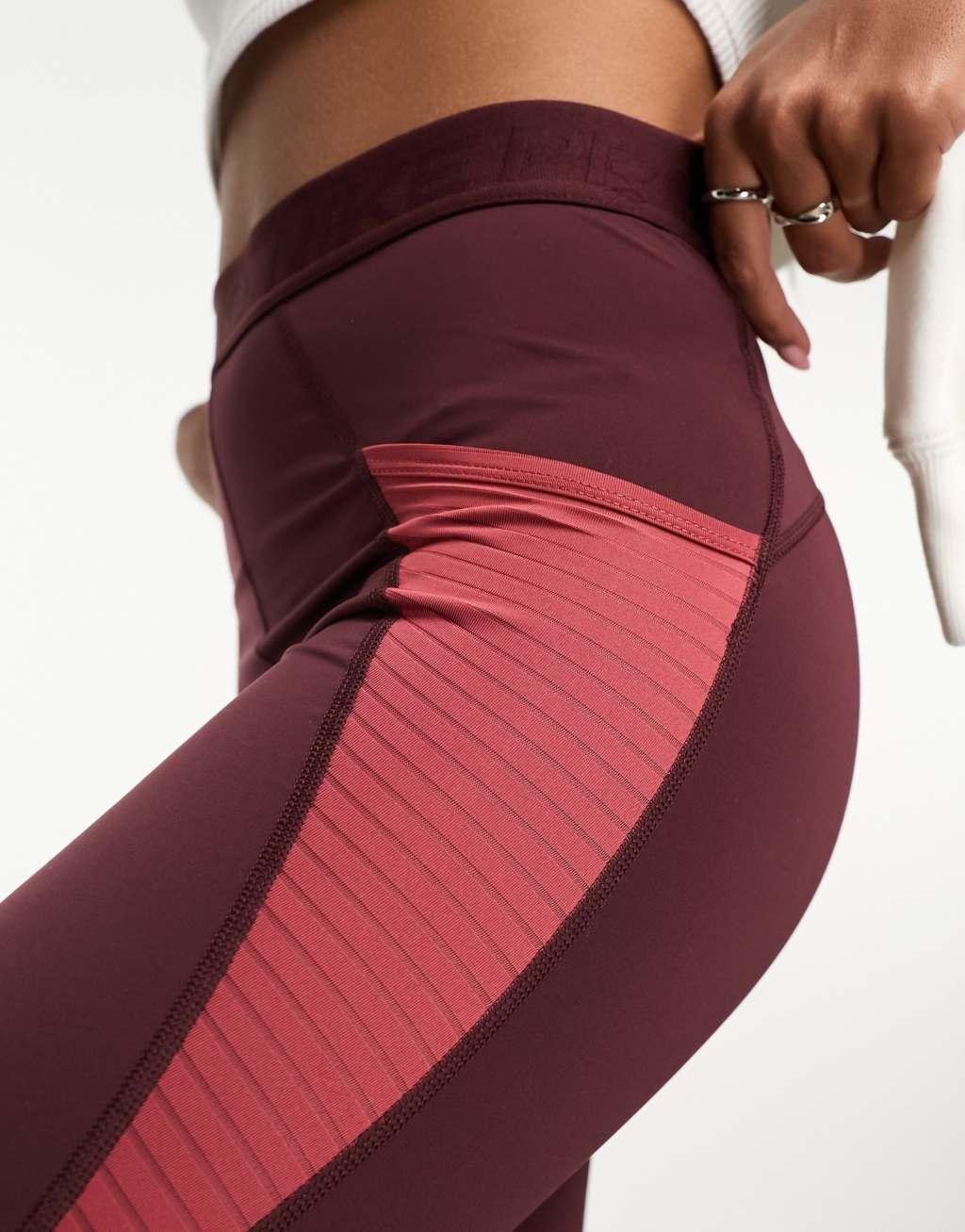 Nike Road To Wellness leggings Product Image