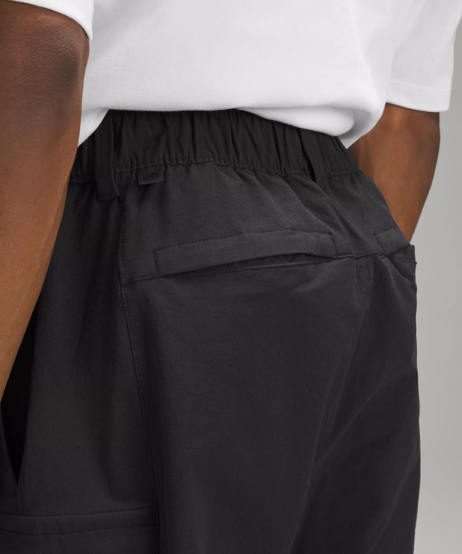 Stretch Cotton VersaTwill Relaxed-Fit Cargo Pant Product Image