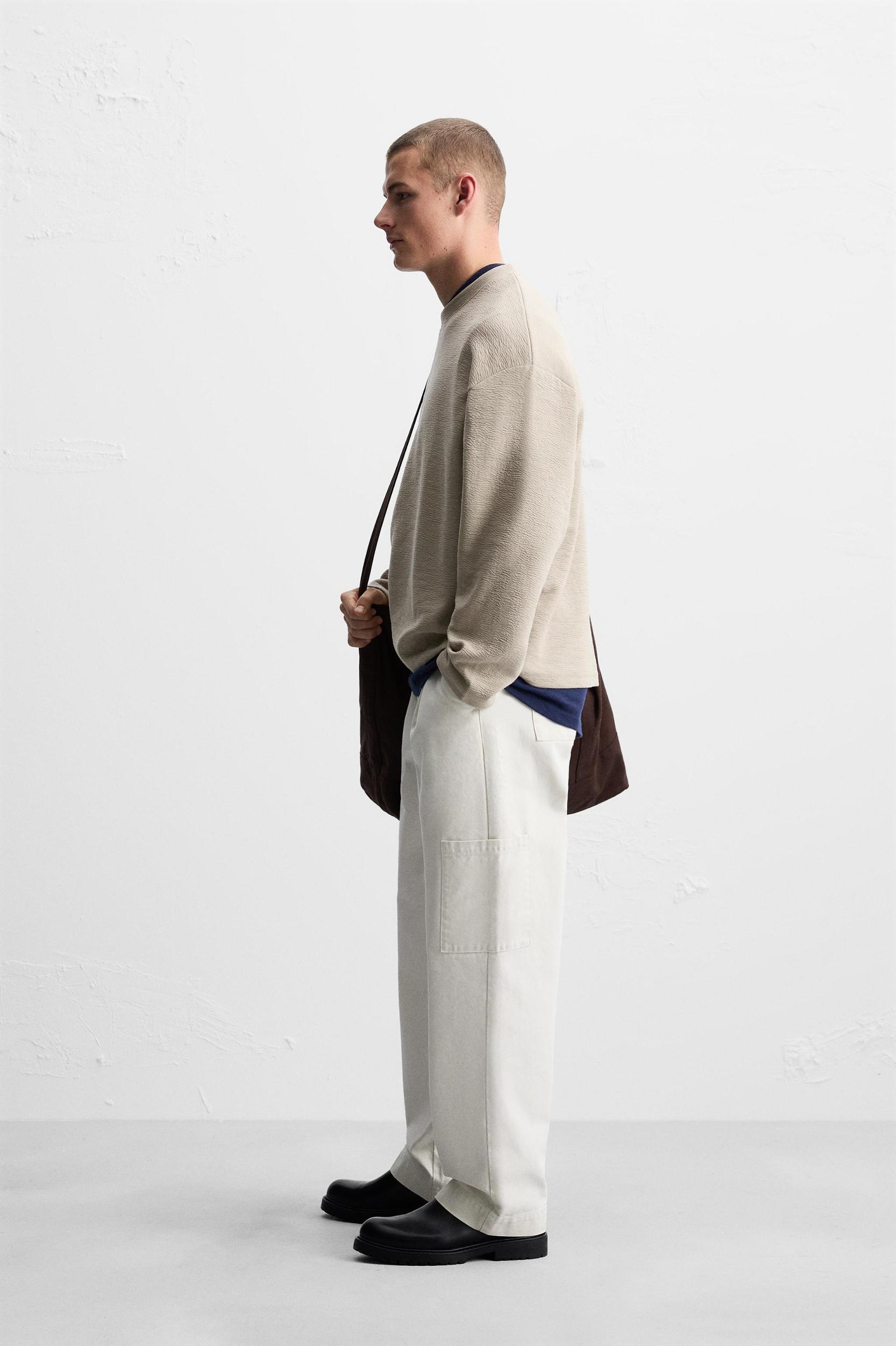 RAISED JACQUARD SWEATSHIRT Product Image