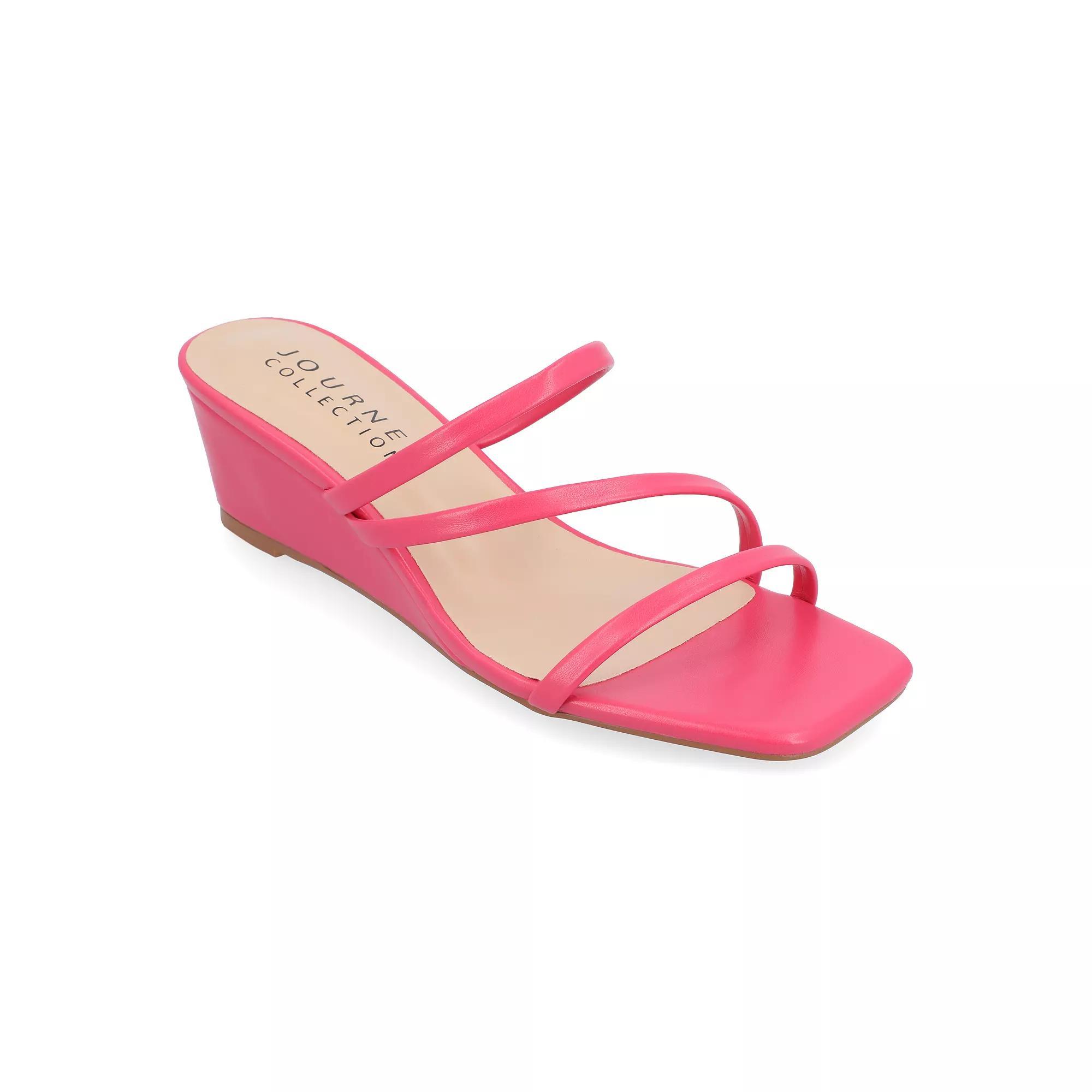 Journee Takarah Womens Wedge Sandals Product Image