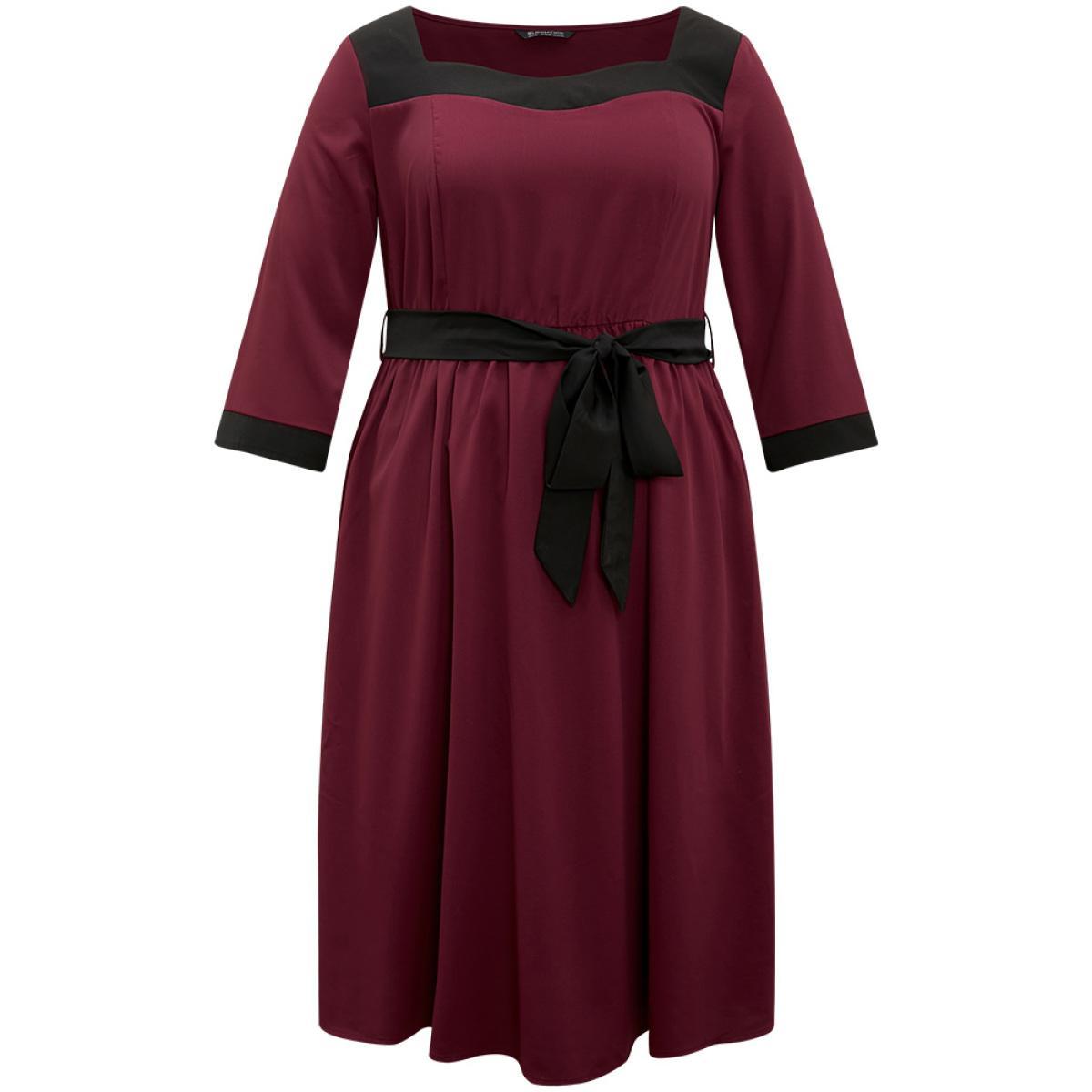Plus Size Anti-Wrinkle Two Tone Patchwork Square Neck Dress Burgundy Women Elegant Belted Square Neck Elbow-length sleeve Curvy Midi Dress BloomChic 28/5X Product Image