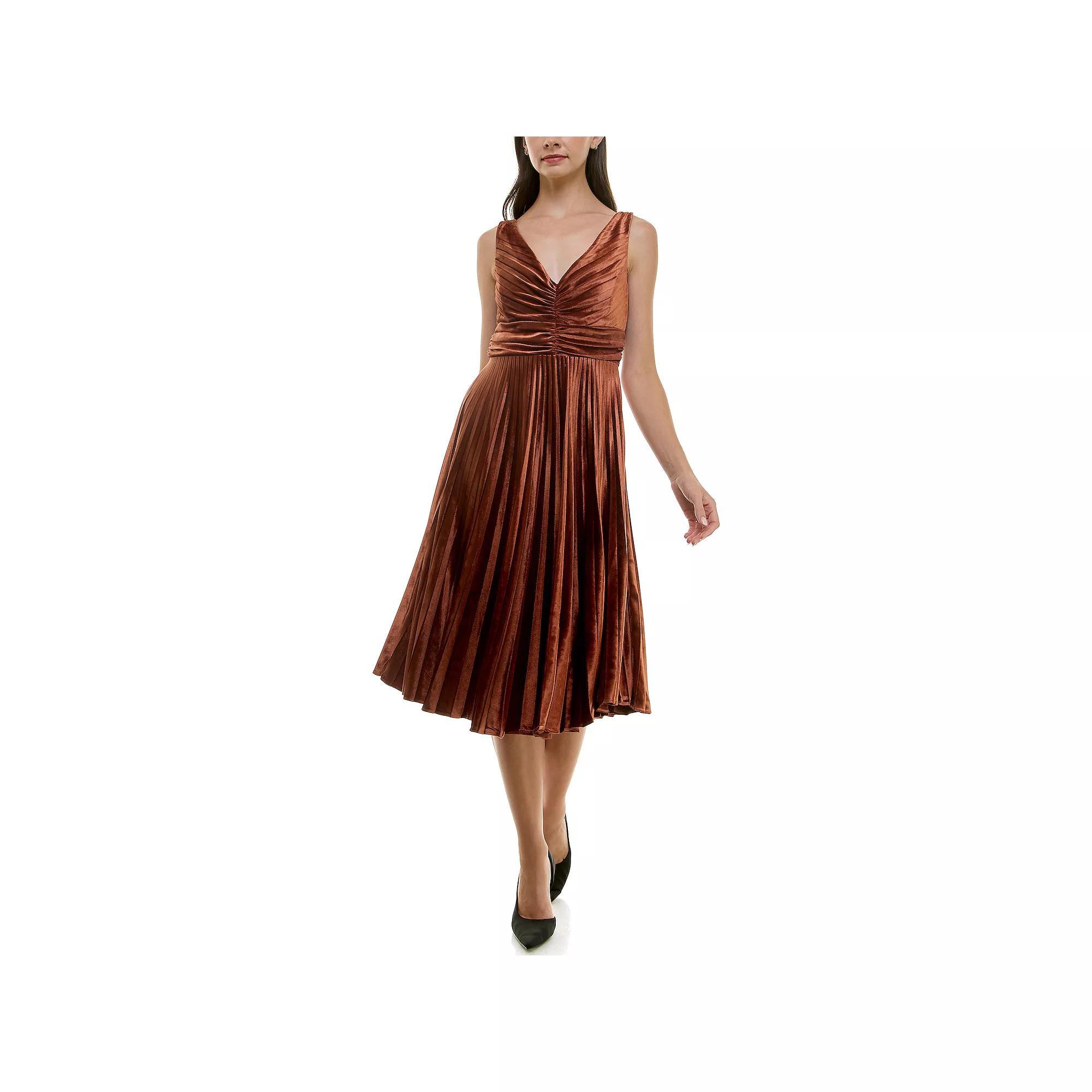 Women's Maison Tara Pleated Lux Velvet Midi Dress, Size: 10, Red Product Image