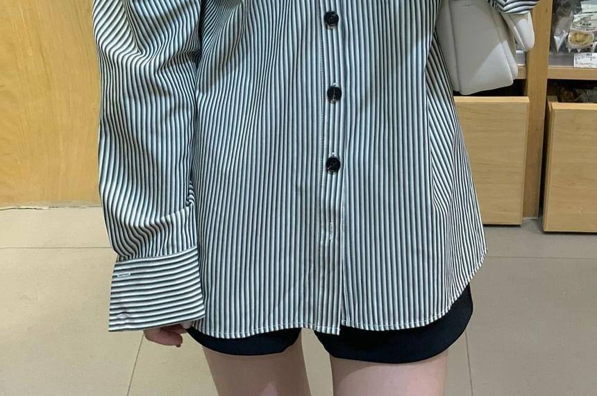 Long-Sleeve Plain Shirt Product Image