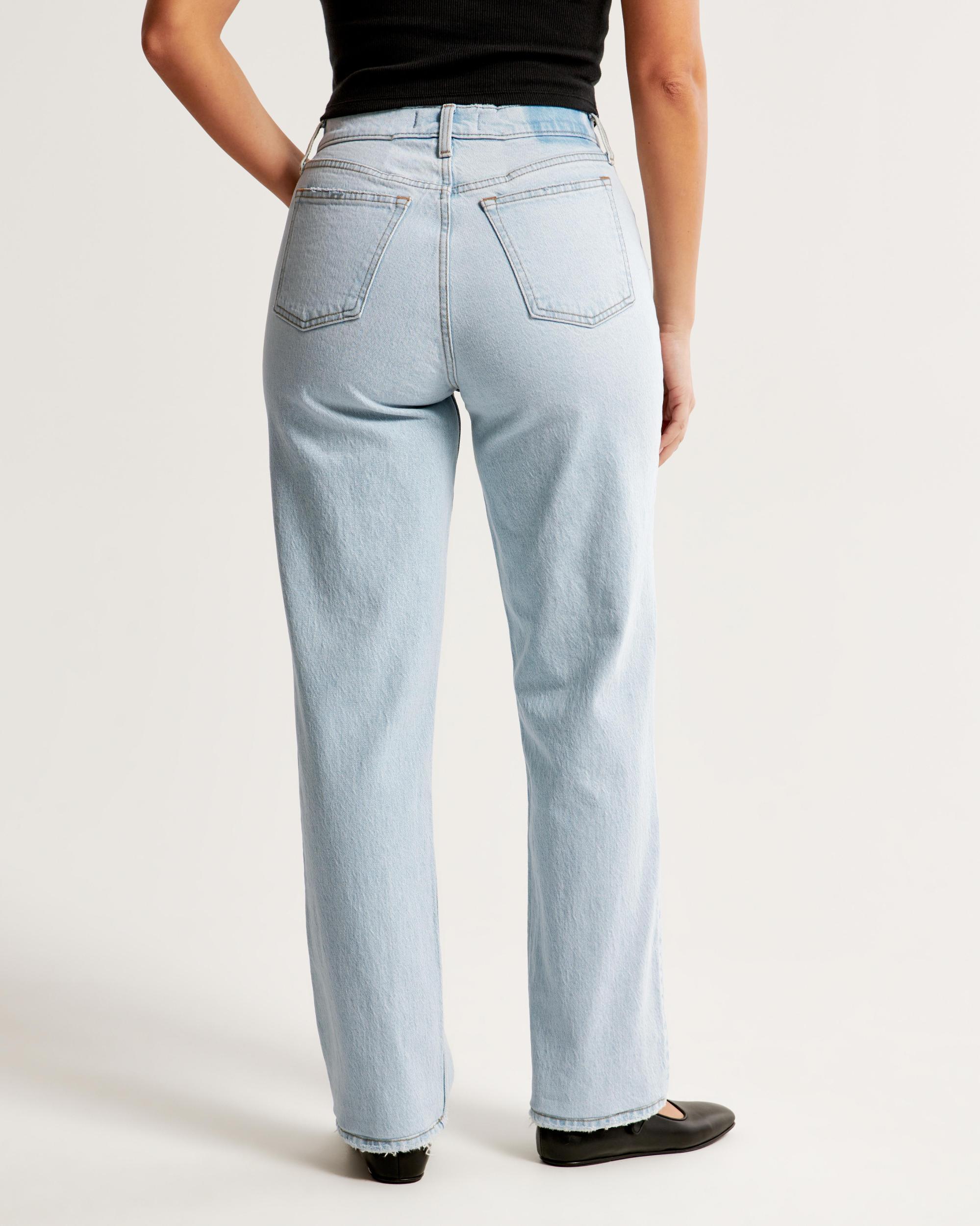 Curve Love Mid Rise 90s Straight Jean Product Image