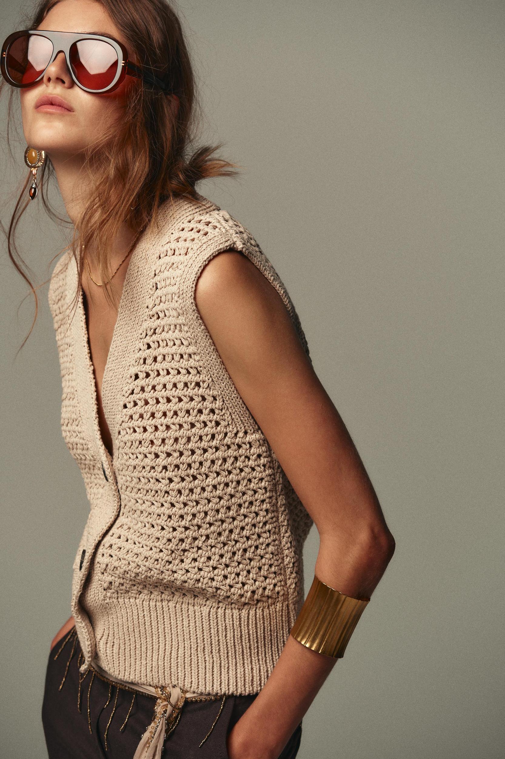 OPEN KNIT VEST Product Image
