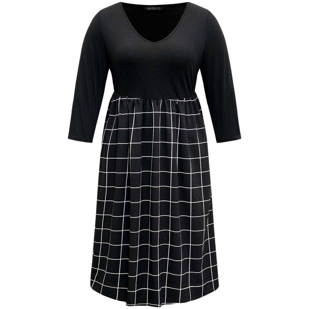 Plus Size Plaid Patchwork Pocket Elastic Waist Dress Black Women Casual Printed V-neck Elbow-length sleeve Curvy Midi Dress BloomChic 12/L Product Image