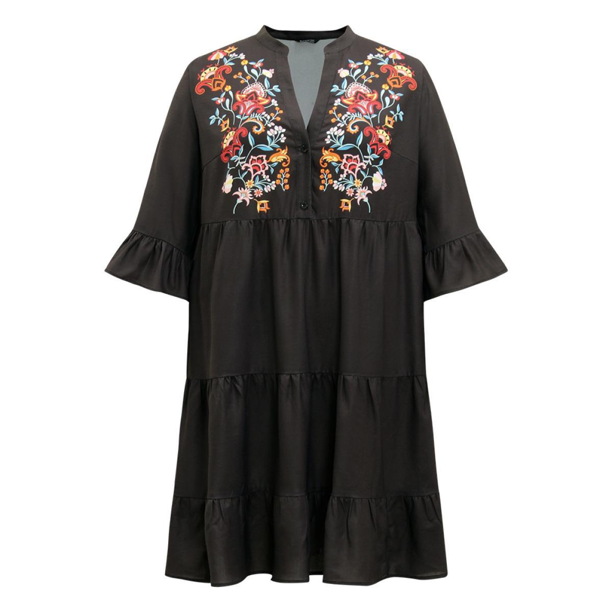 Plus Size Floral Print Ruffles Plicated Detail Dress Black Women Casual Printed Notched collar Elbow-length sleeve Curvy Midi Dress BloomChic 18-20/2X Product Image