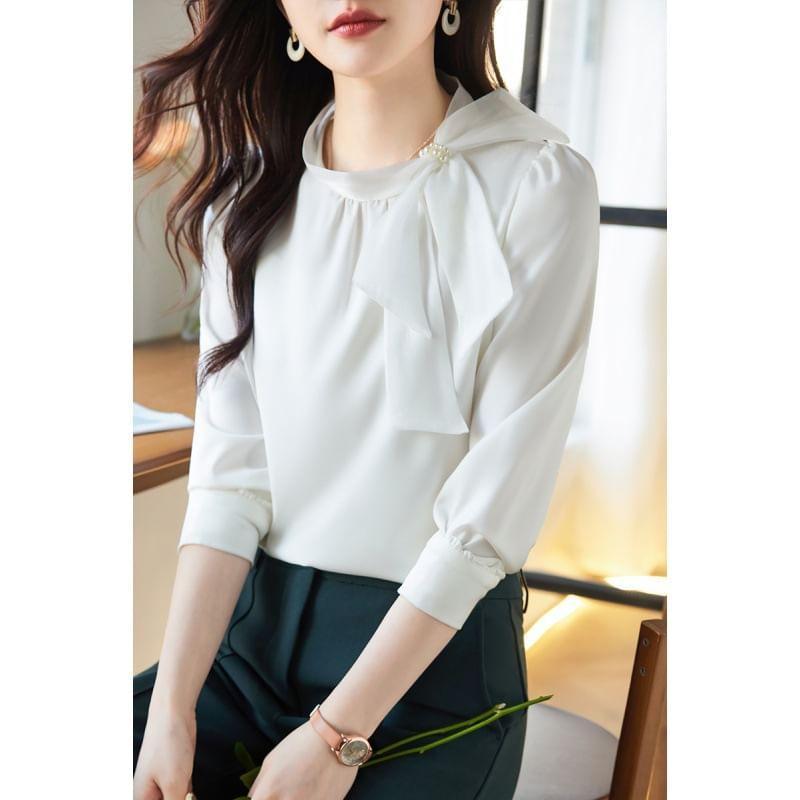 Long-Sleeve Plain Bow Blouse Product Image