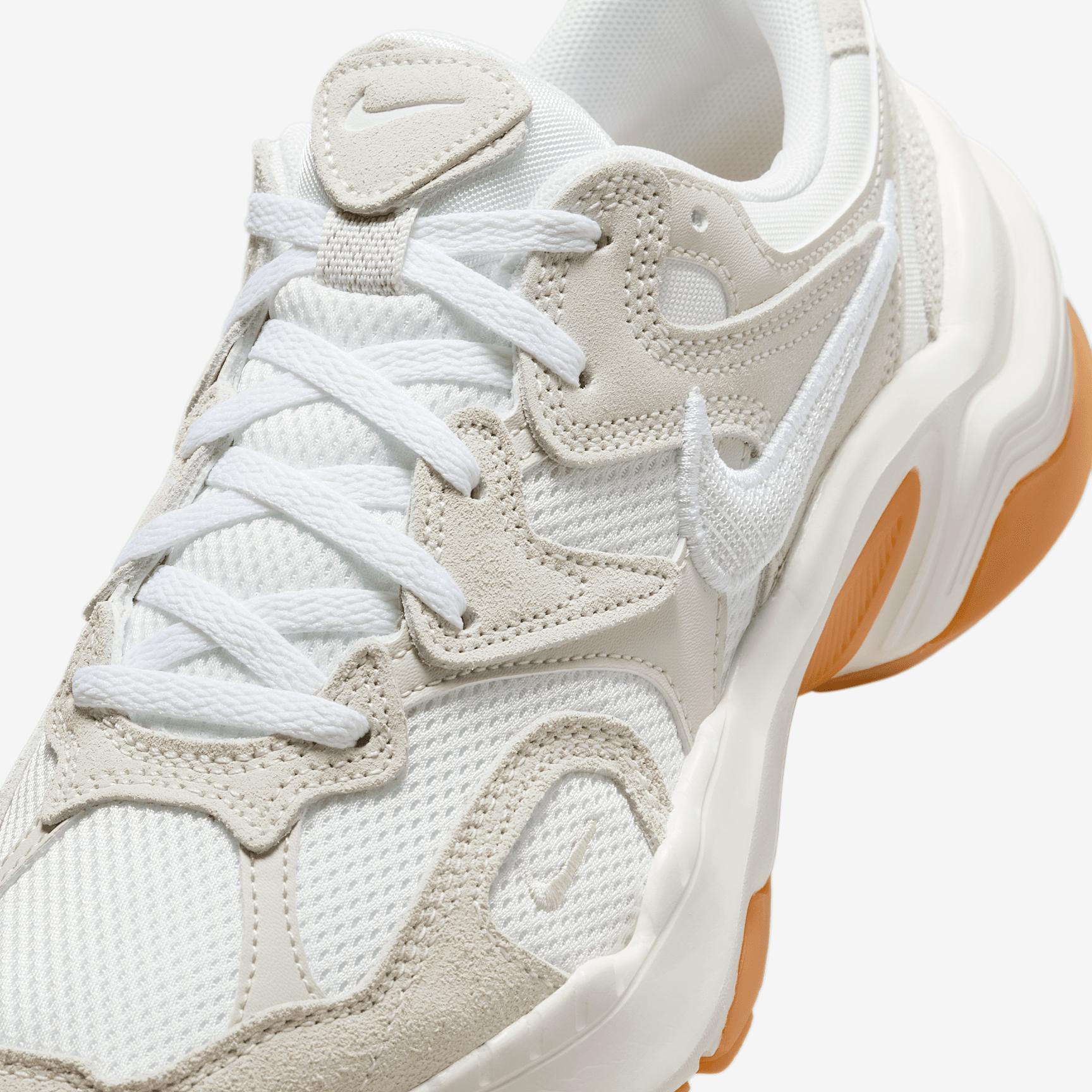 Nike Women's AL8 Shoes Product Image