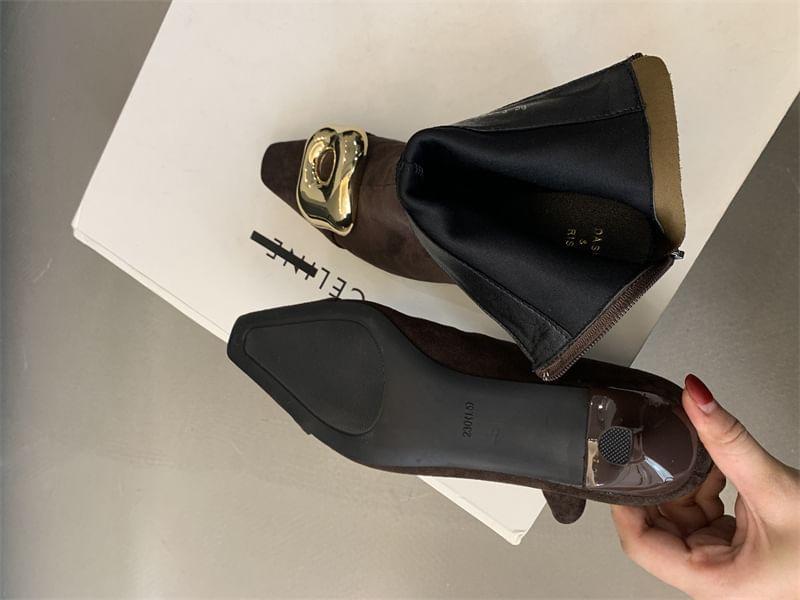 Kitten Heel Pointed Short Boots Product Image