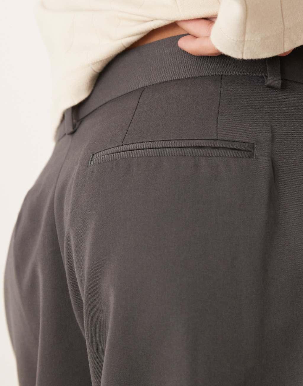 ASOS DESIGN smart loose fit pants with front pleat in charcoal Product Image