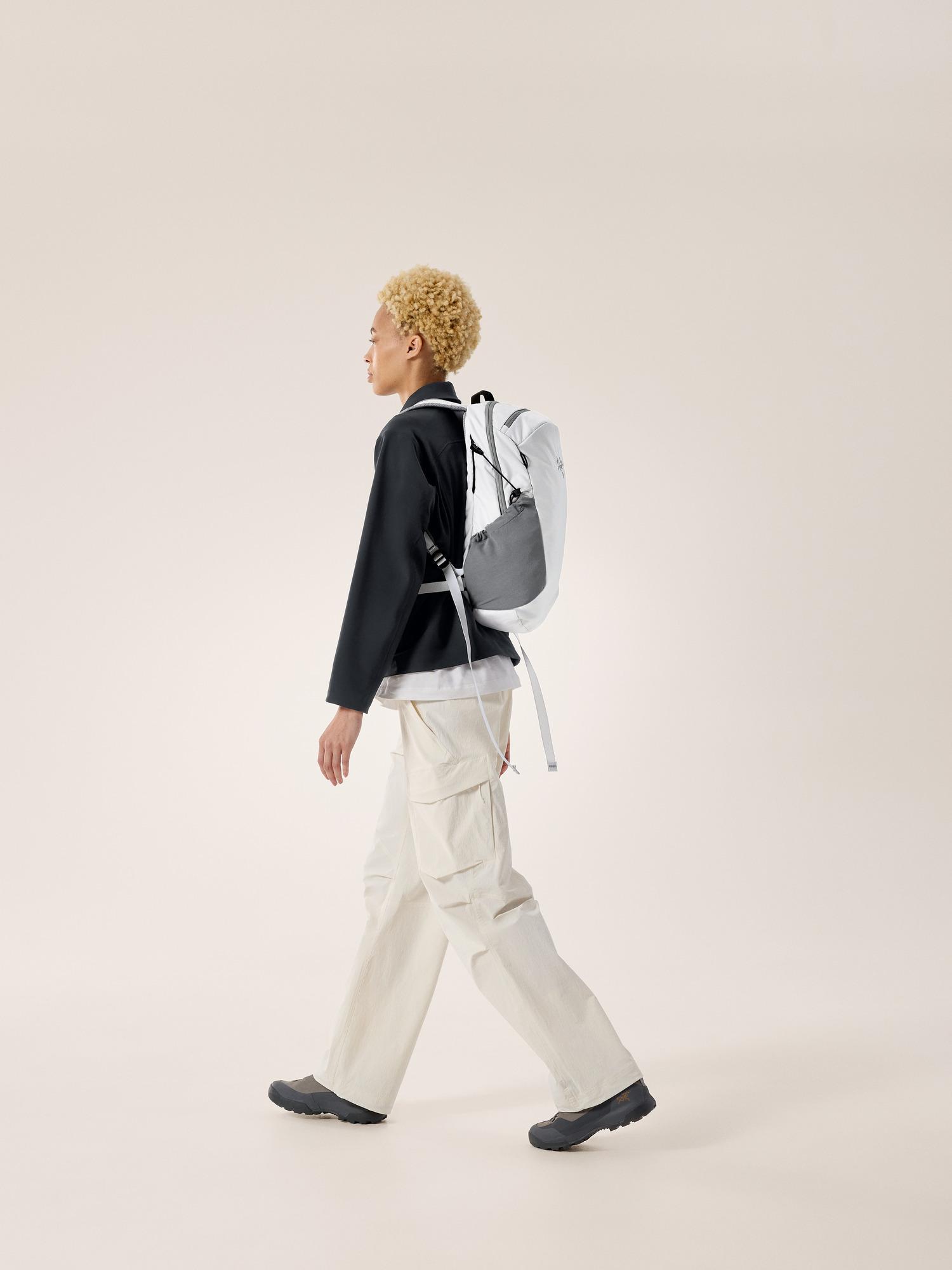 Mantis 16 Backpack Product Image