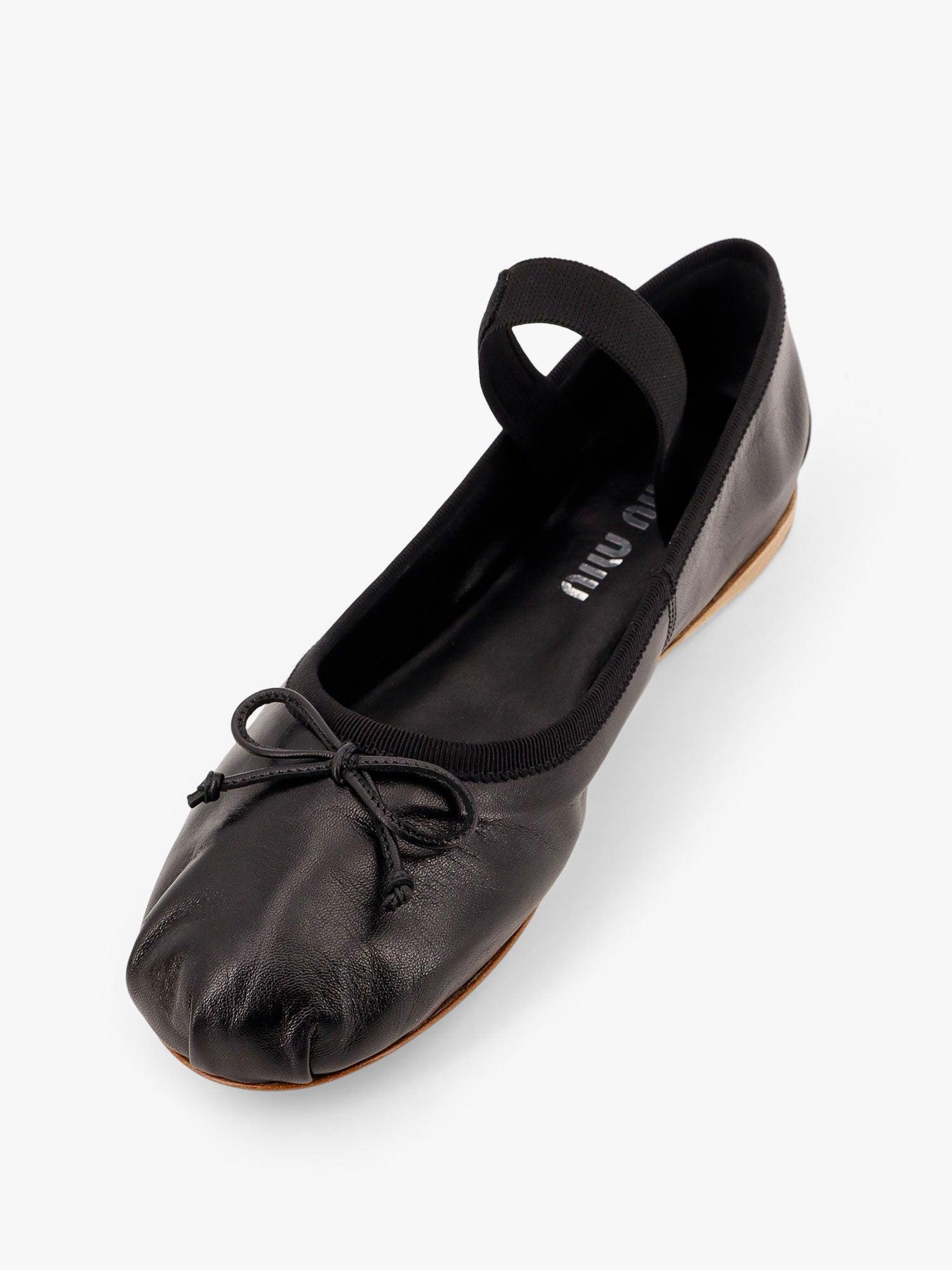 logo-strap ballerina shoes Product Image