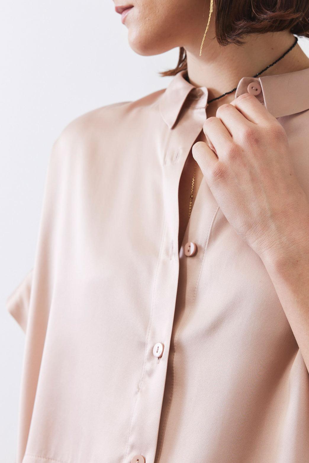 Boxy Washable Silk Cropped Blouse Product Image