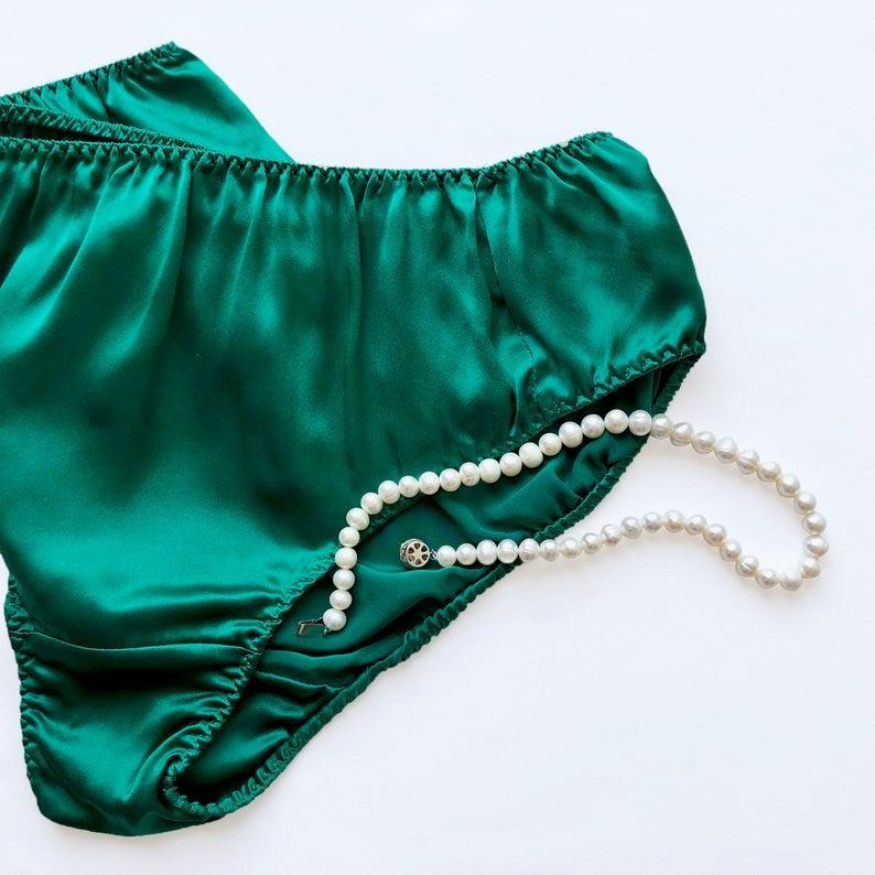Black Pure Mulberry Silk Bikini Panties | Mid Waist | 22 Momme | Float Collection Product Image