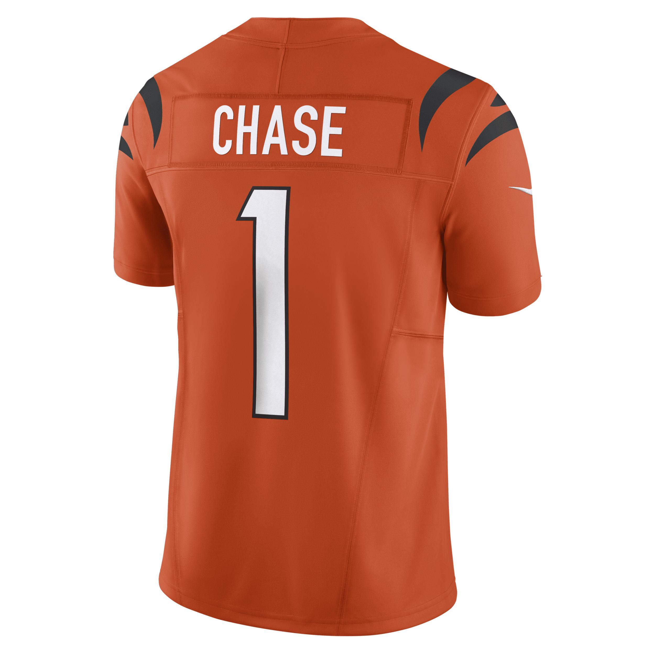 Men's Nike Ja'Marr Chase Orange Cincinnati Bengals Vapor F.U.S.E. Limited Alternate 1 Jersey, Size: Small Product Image