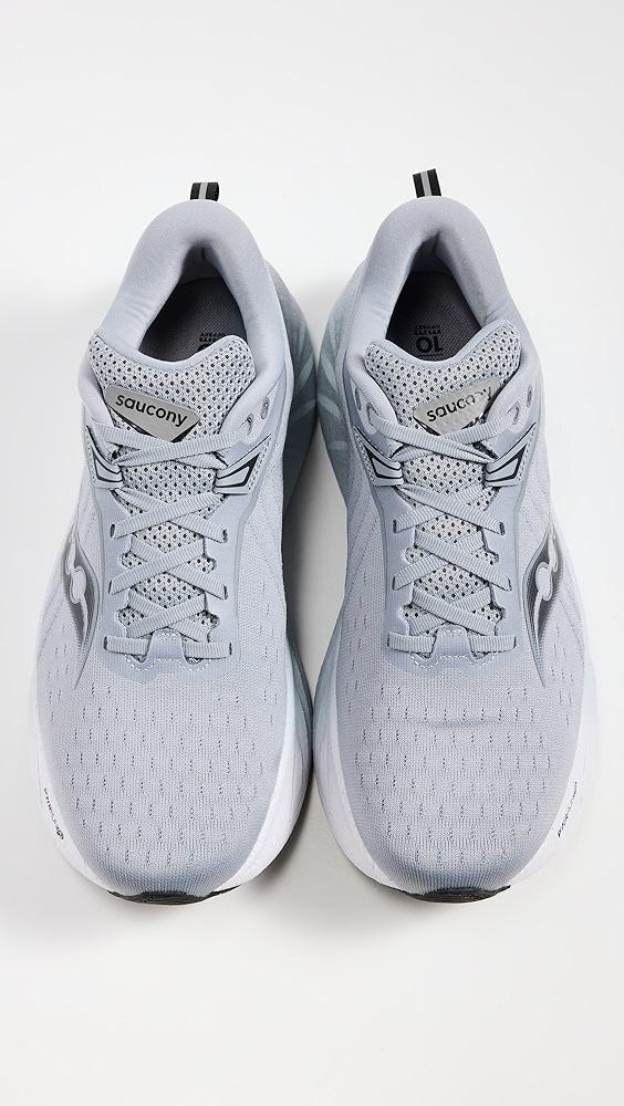 Saucony Triumph 22 Sneakers | Shopbop Product Image
