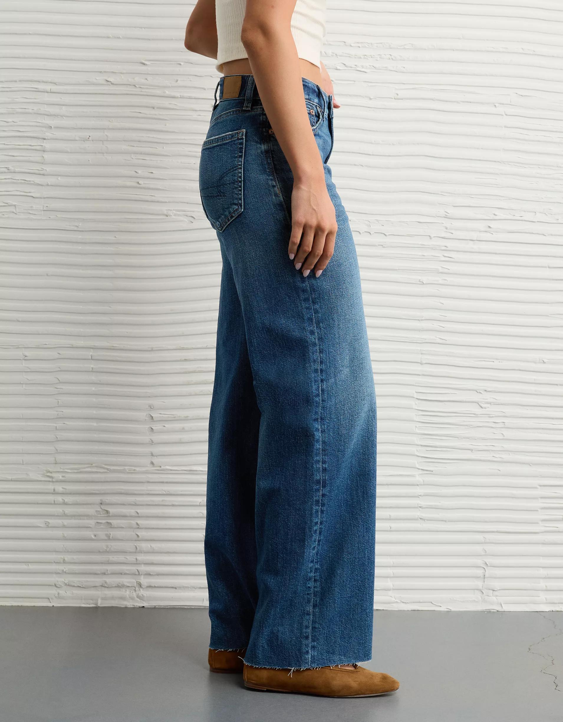 AE Dreamy Drape Stretch Super High-Waisted Baggy Wide-Leg Jean Product Image