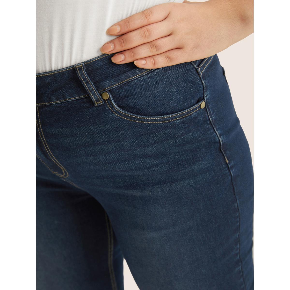 Plus Size Plain Bootcut Pocket Zipper Fly Jeans Women Indigo Casual Plain Non High stretch Slanted pocket Jeans BloomChic 16/1X Product Image