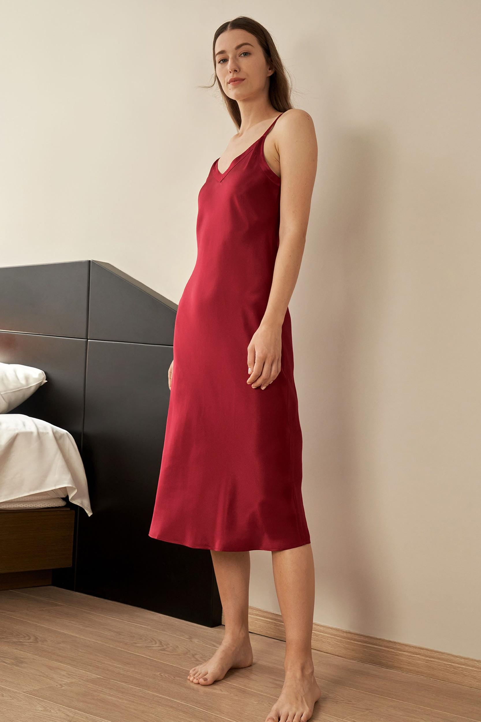 Long & Close Fitting Silk Nightgown Product Image