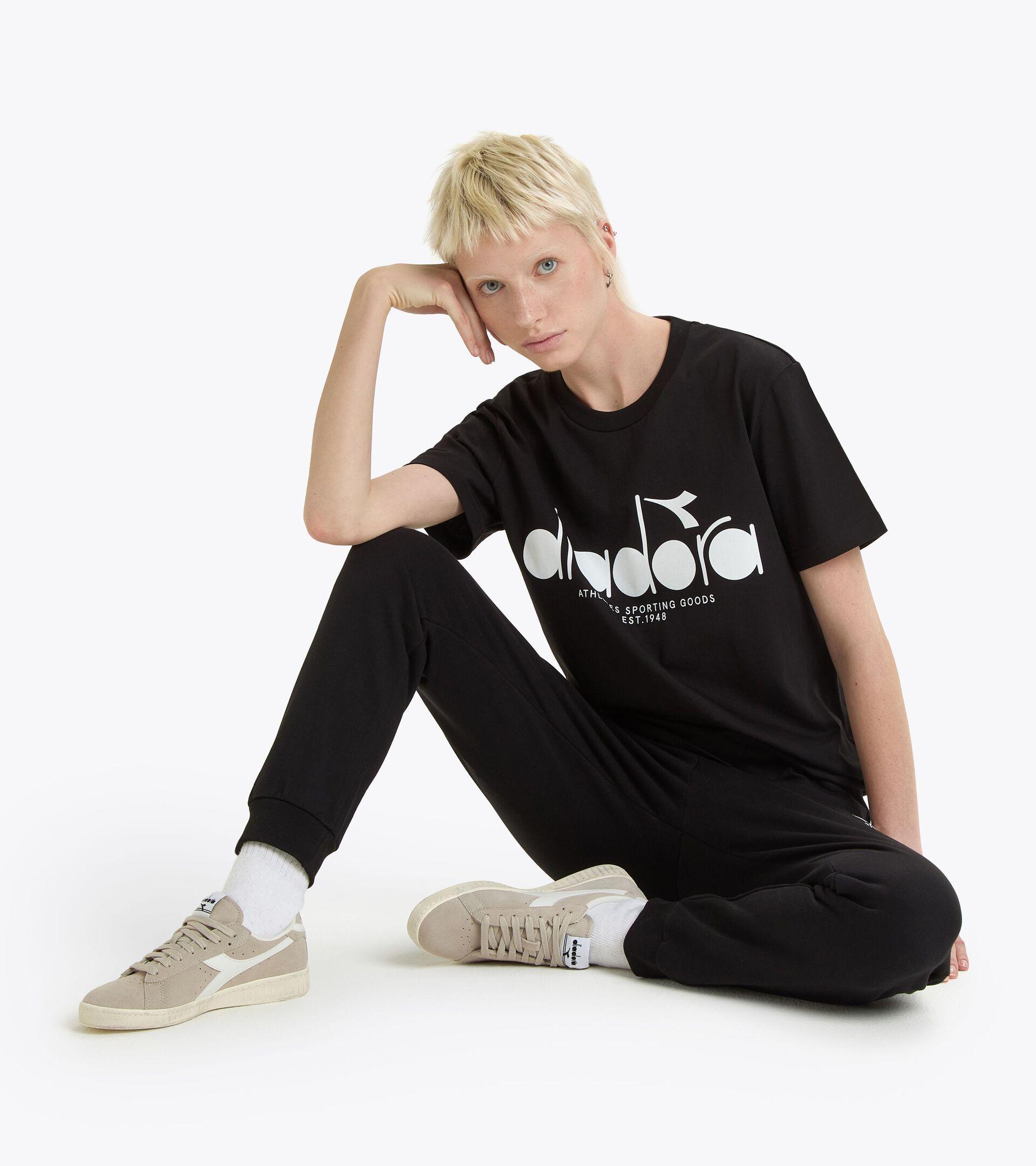 PANTS LOGO Product Image