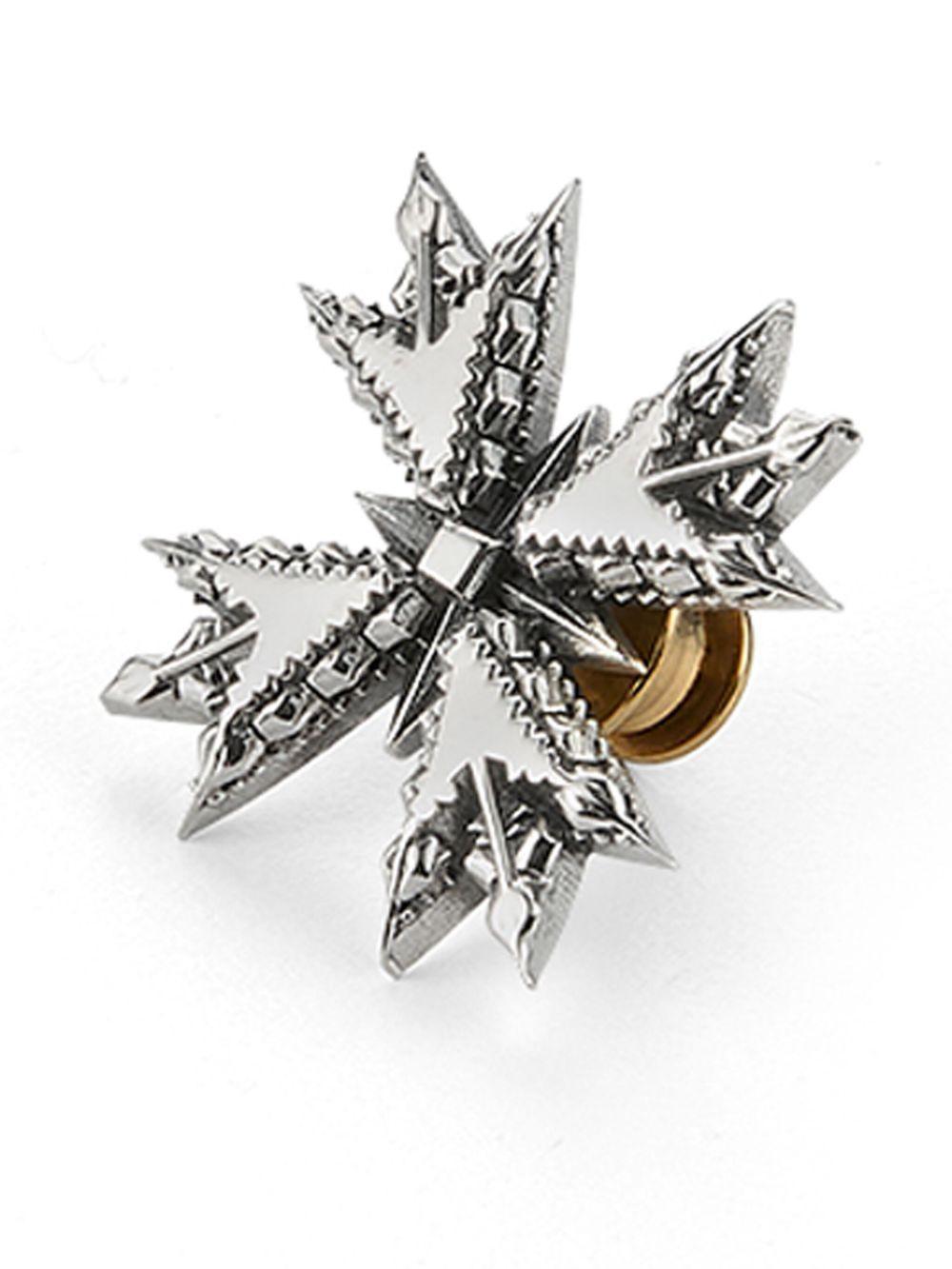 crest brooch Product Image